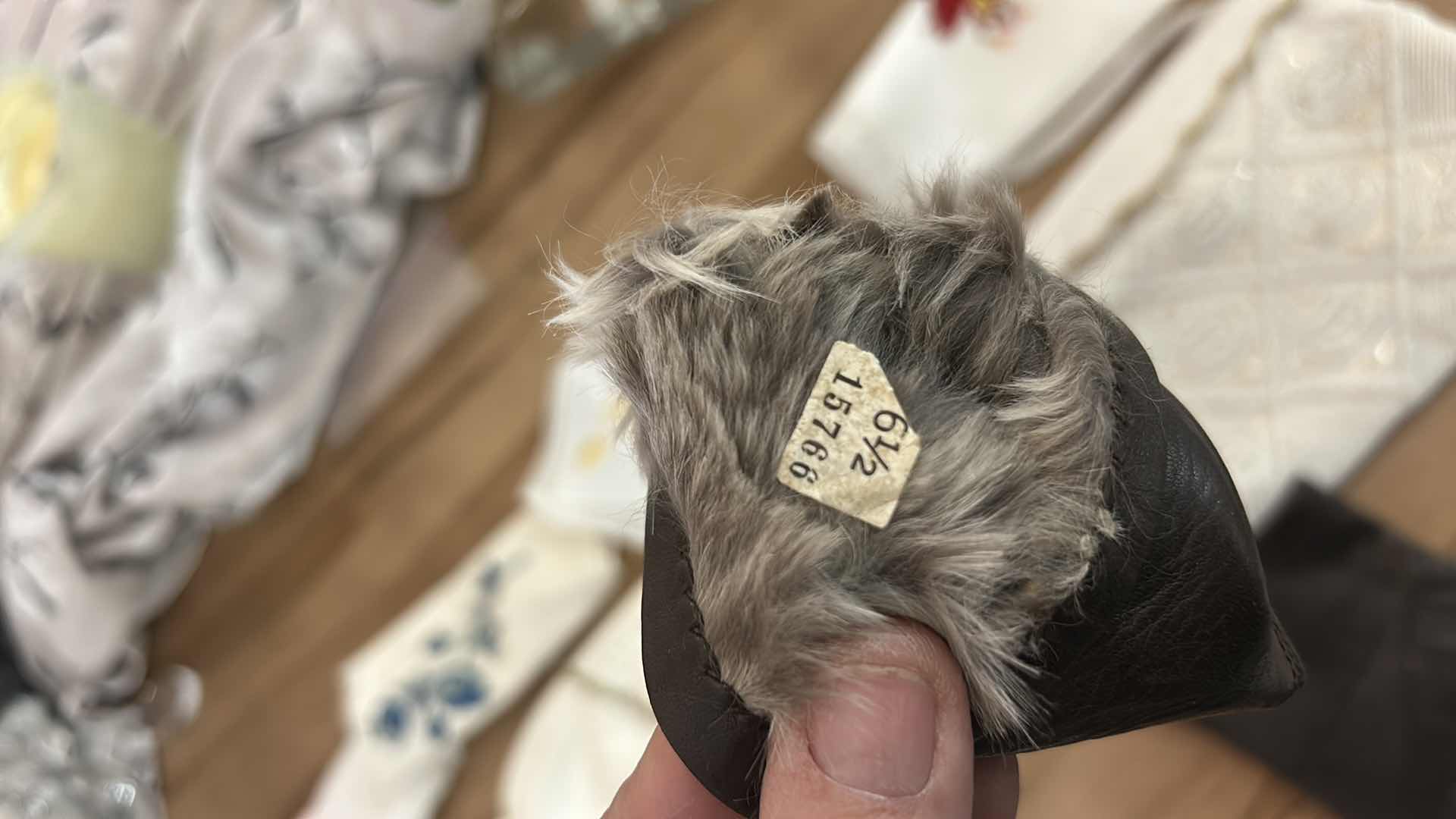 Photo 1 of LADIES VINTAGE COLLECTION / GLOVES, CLUTCHES, & MORE