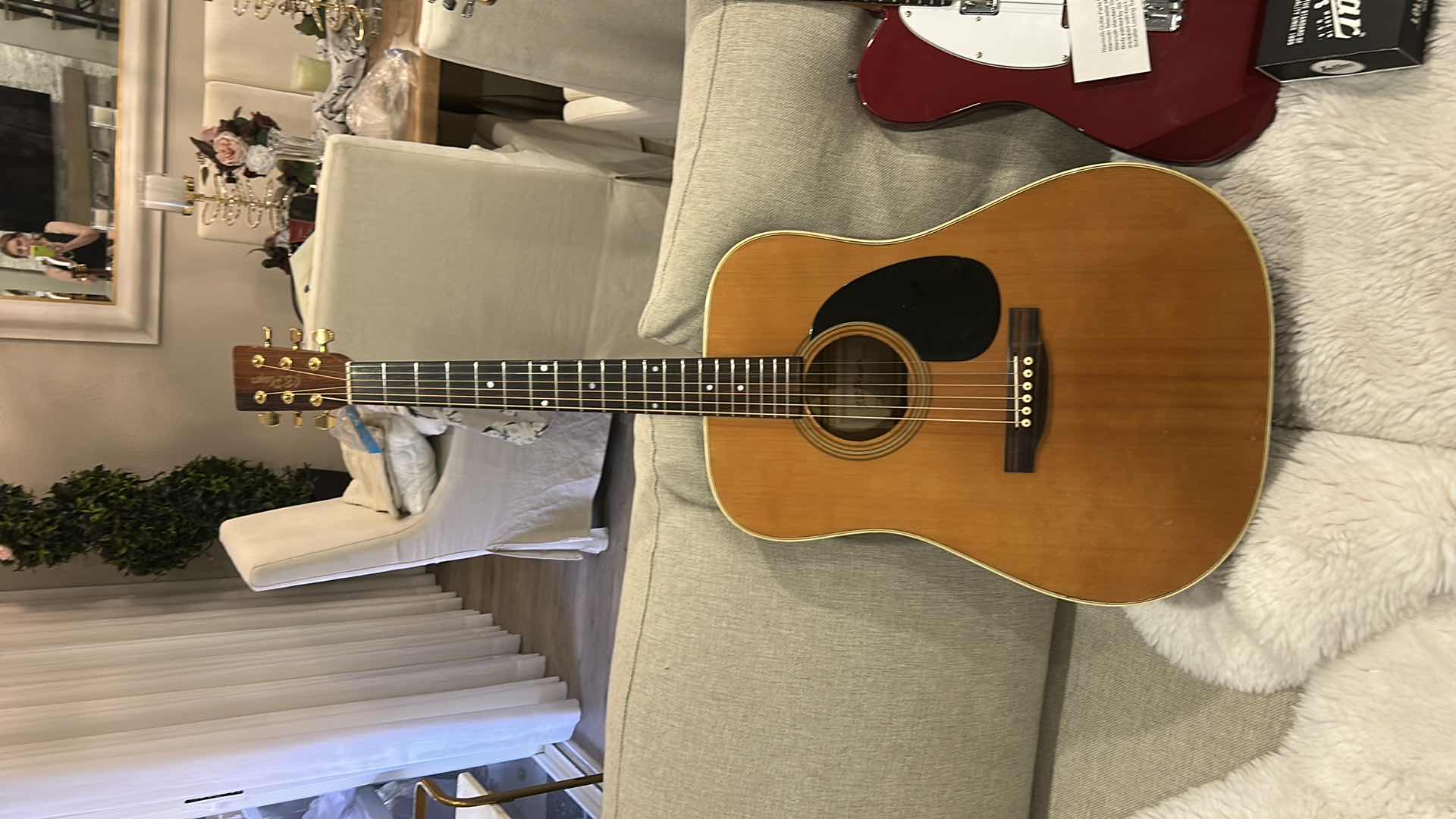 Photo 1 of JB PLAYER DREADNAUGHT GUITAR
ABOUT 34 YEARS OLD WELL WORN AND PLAYEDMOST PROBABLY A VENEER ROSEWOOD BACK AND SIDE WITH A SPRUCE TOPWOOD IS SEPARATING IN THE UPPER AND LOWER BOUTS GOTOH LOCKING GOLD TUNERS
