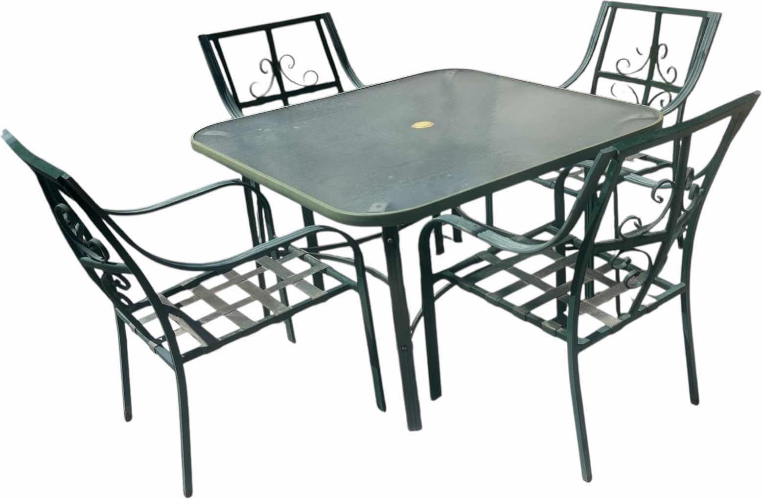 Photo 1 of GREEN METAL 5PC PATIO SET 46” x H28”