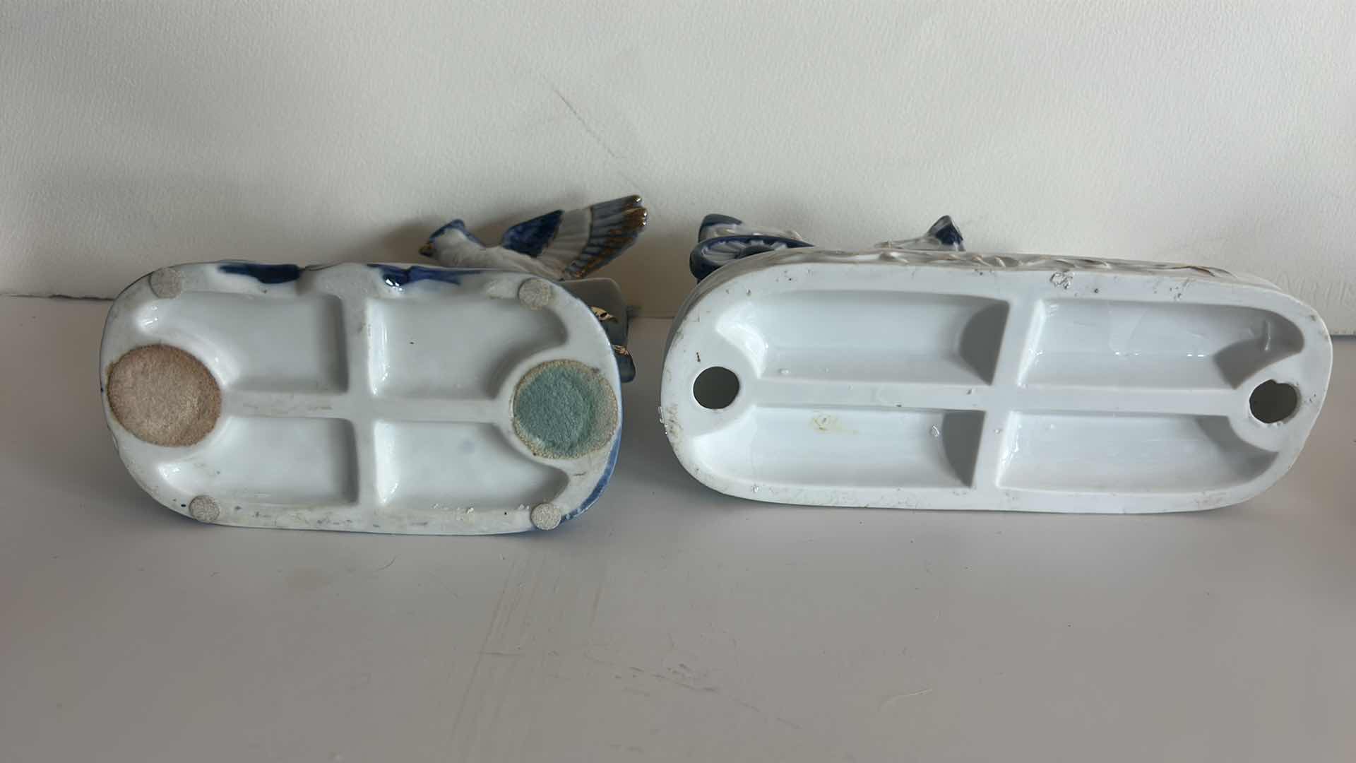 Photo 1 of 2- BLUE AND WHITE PORCELAIN PIECES, MANTLE CLOCK H6.5” AND CARRIAGE