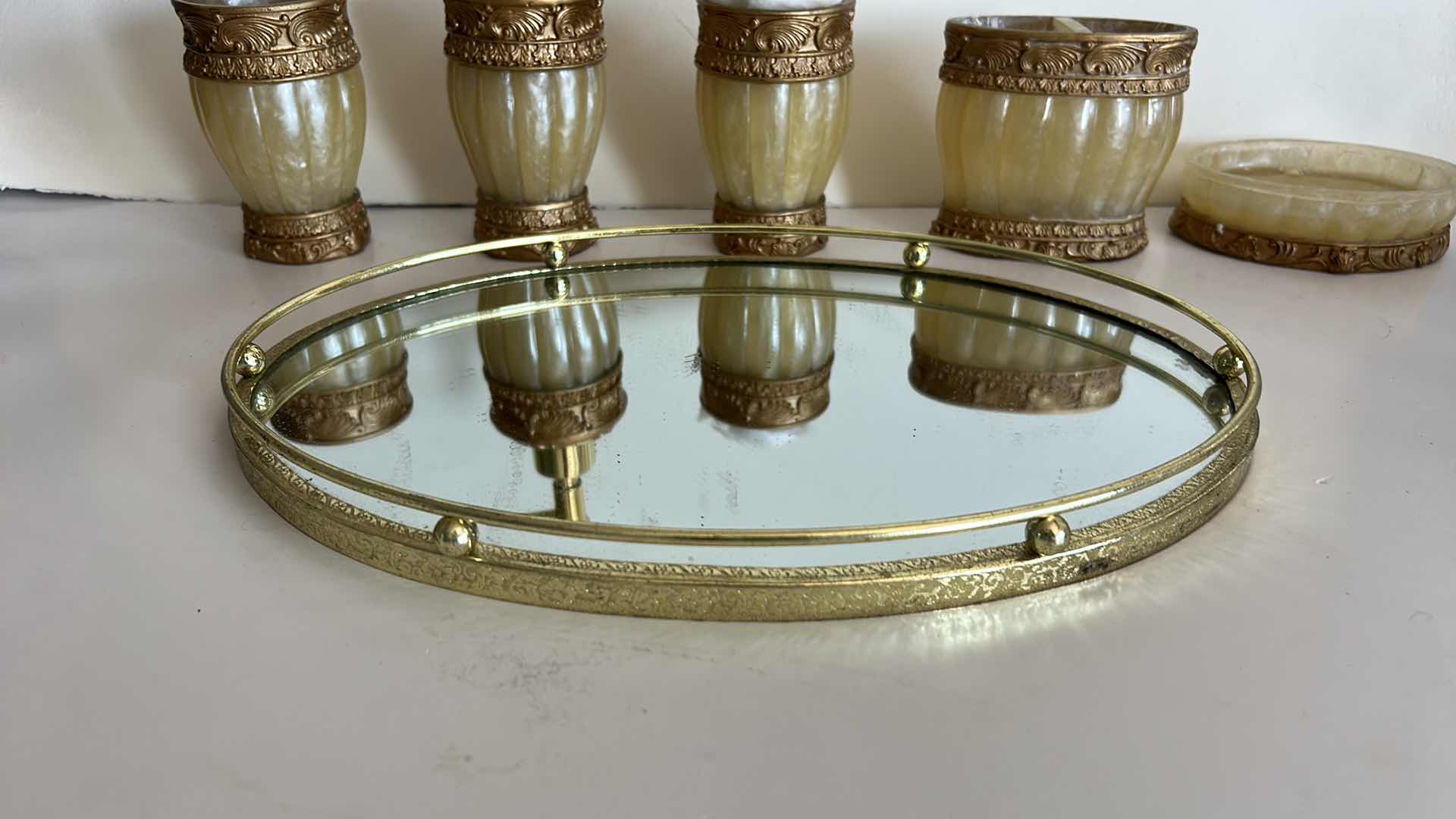 Photo 1 of 6 PC - BATHROOM ACCESSORIES