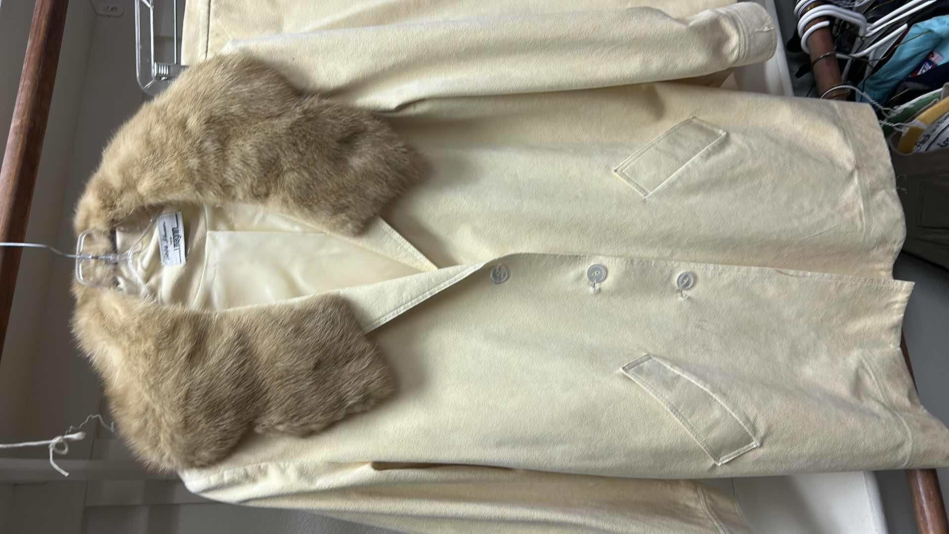 Photo 1 of WOMENSWEAR/ VINTAGE I MAGNUM 2 PC SKIRT AND JACKET WITH FUR COLLAR ESTIMATED SIZE 8/10