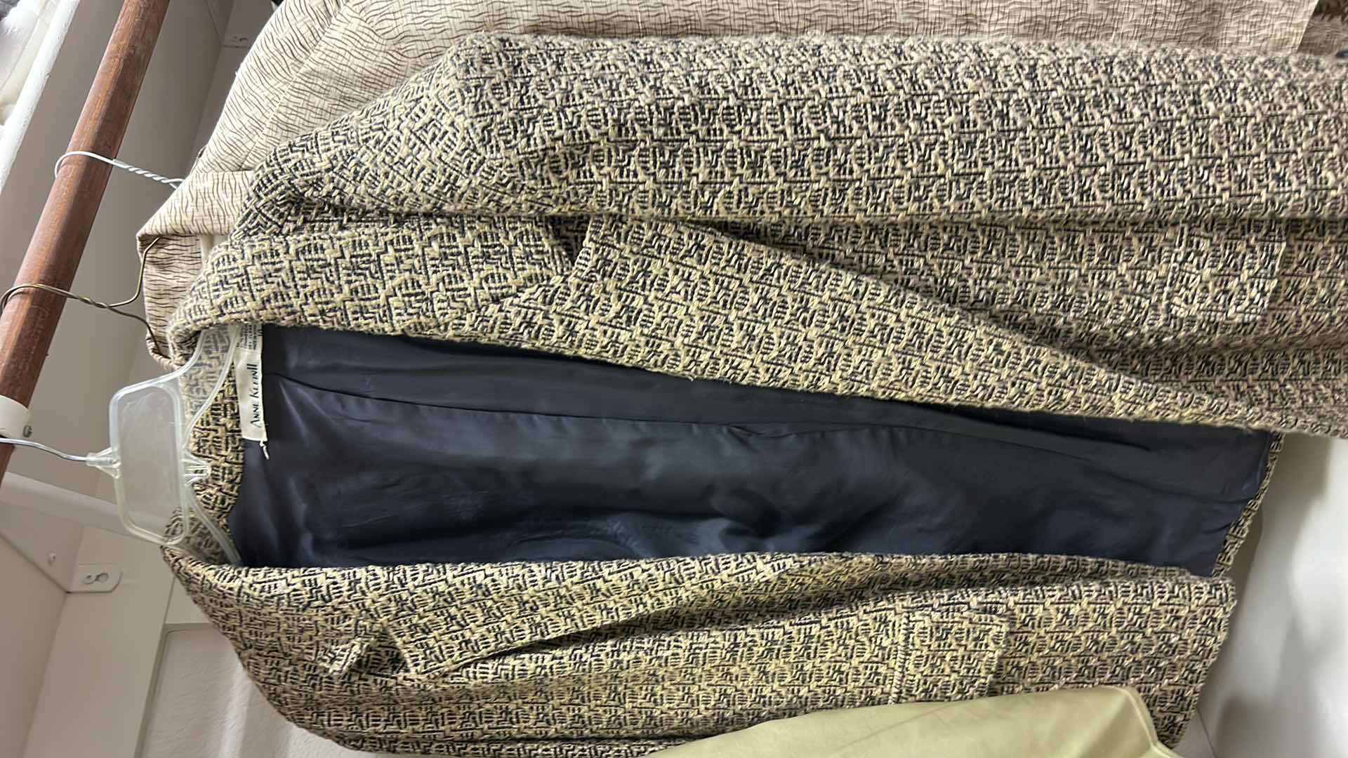 Photo 1 of WOMENSWEAR 5PC, ELLEN TRACY AND ANNE KLEIN SIZE 14,16