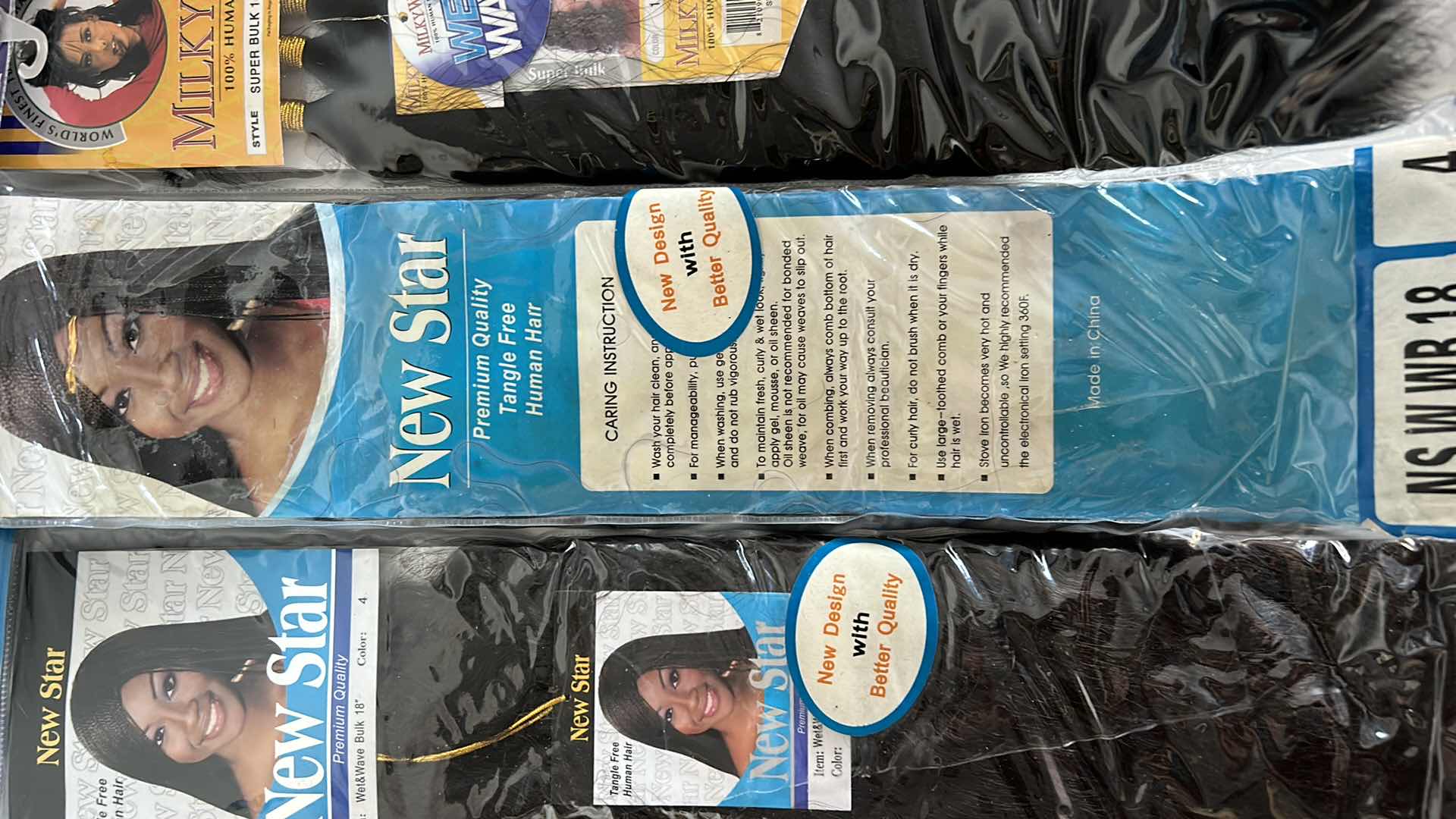 Photo 1 of WOMENS 4  NEW PACKAGES HUMAN HAIR EXTENSIONS