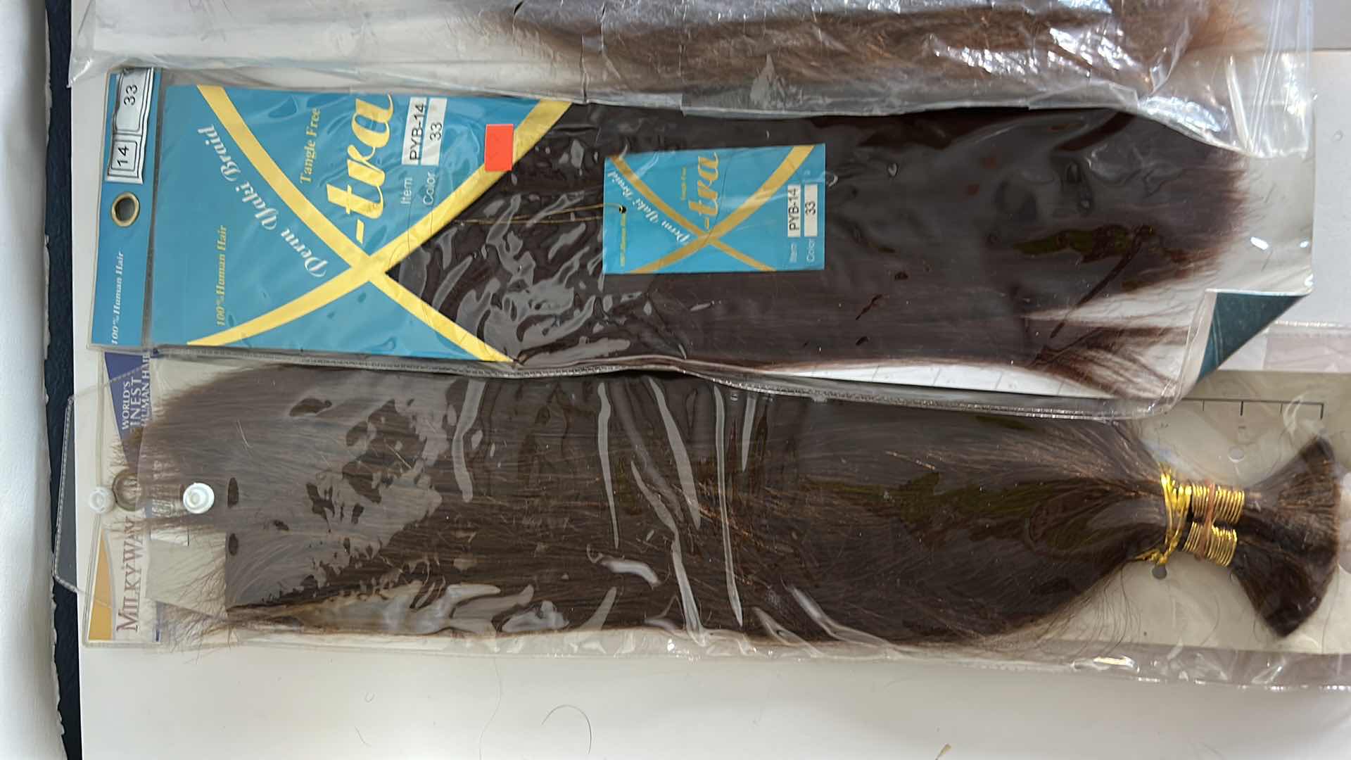 Photo 1 of WOMENS 4  NEW PACKAGES HUMAN HAIR EXTENSIONS