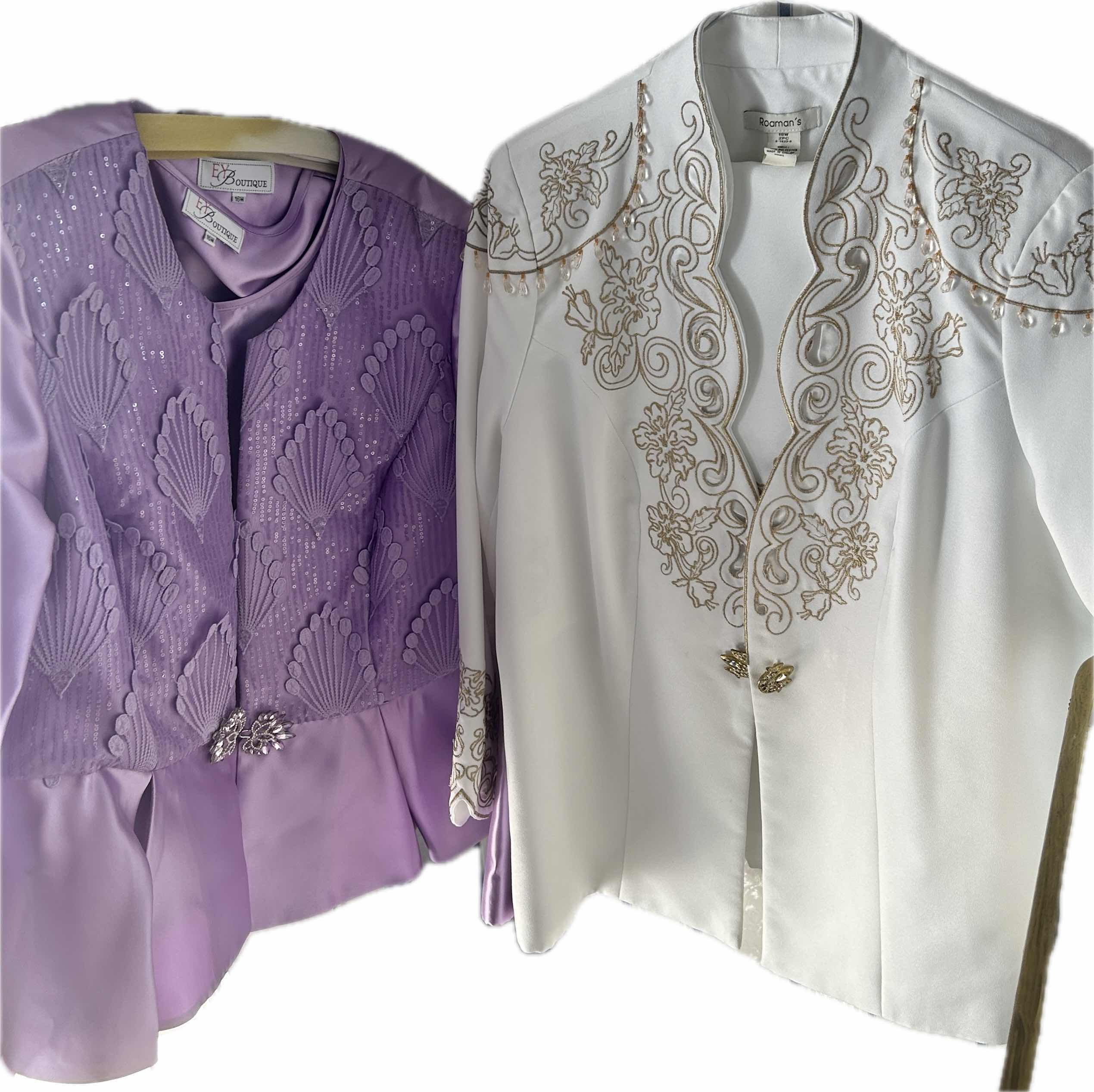Photo 1 of WOMENS 4 PC PLUS SIZE CLOTHING