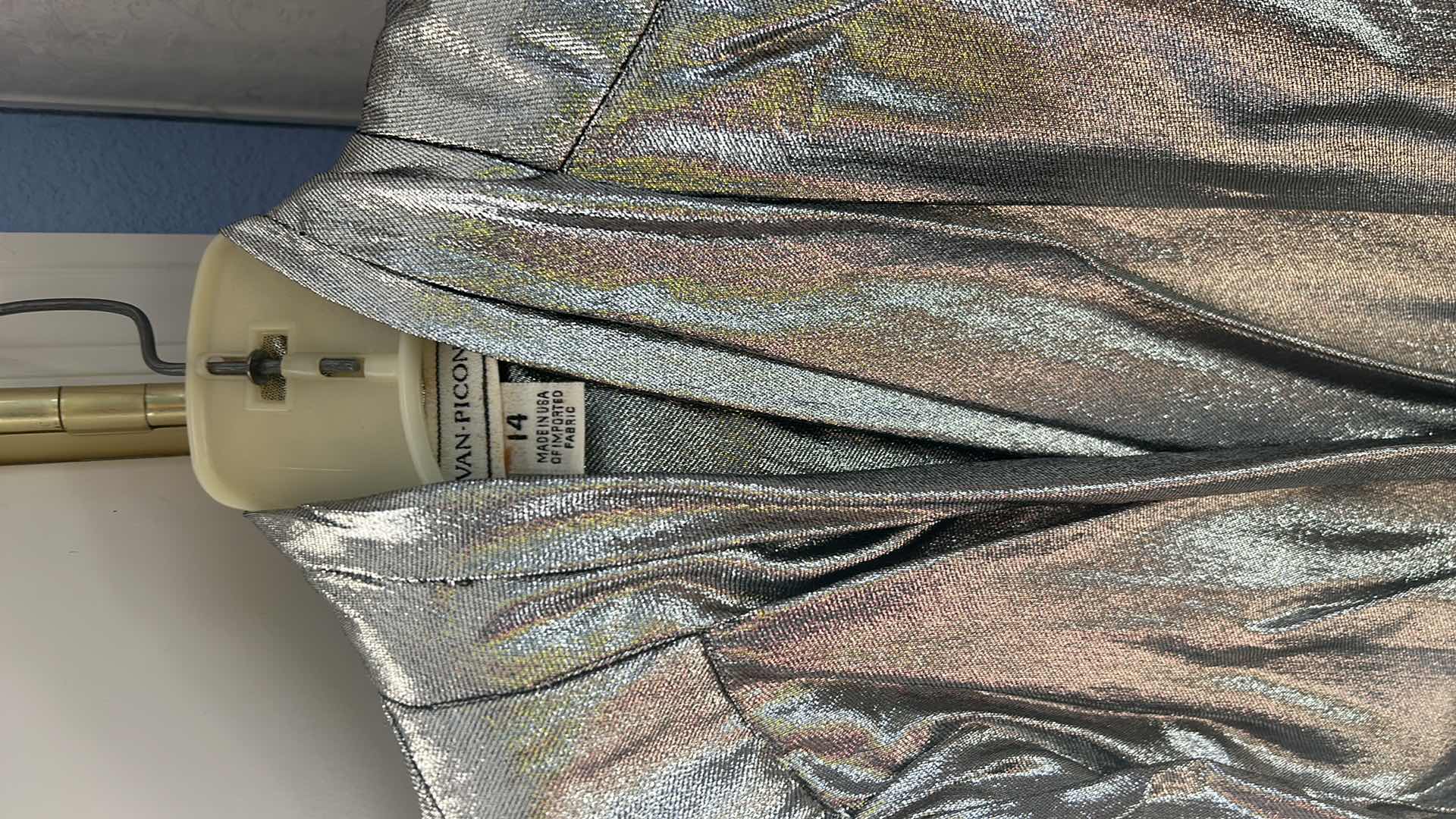 Photo 1 of WOMENS 4 PC PLUS SIZE CLOTHING