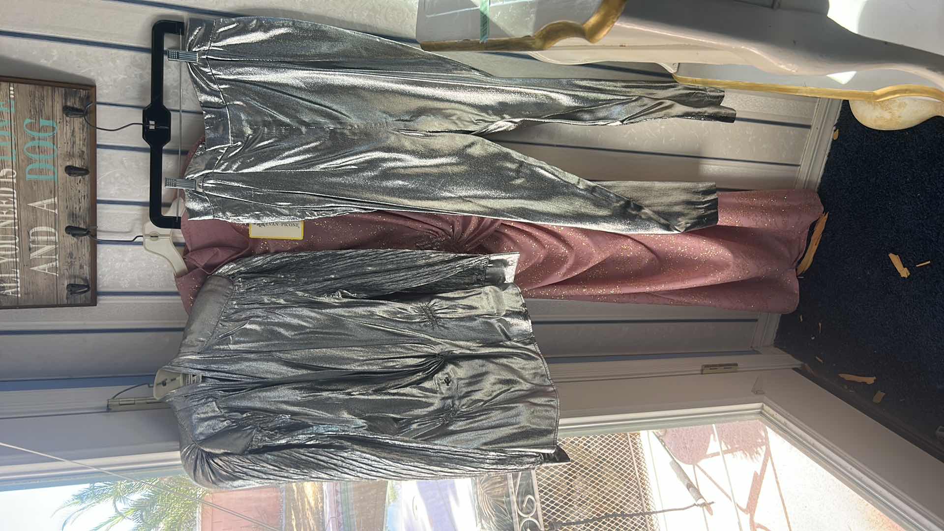 Photo 1 of WOMENS 4 PC PLUS SIZE CLOTHING