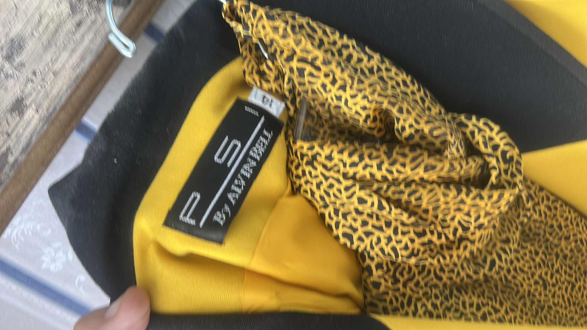 Photo 1 of WOMENS - 2 PC PLUS SIZE JACKET AND BLOUSE