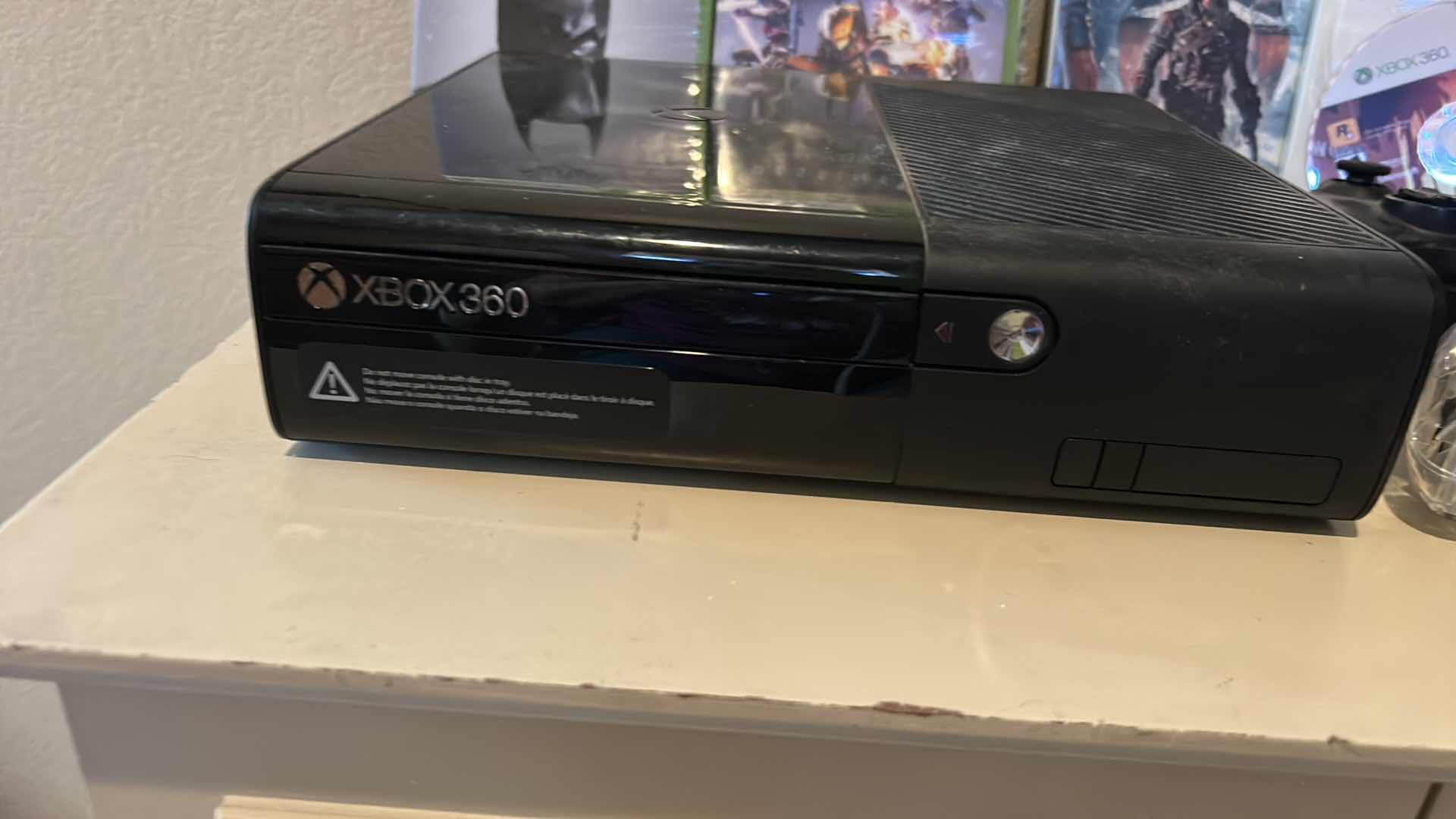 Photo 1 of XBox 360 GAMING SYSTEM