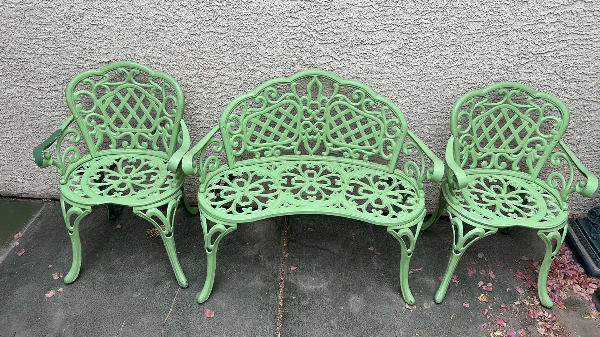 Photo 1 of 3 PC VERY HEAVY METAL PATIO SET