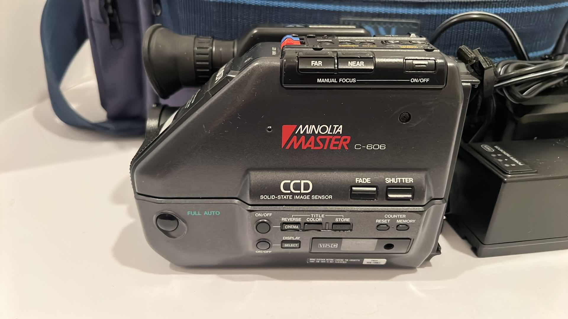 Photo 3 of MINOLTA MASTER C-606 VIDEO RECORDER W CARRYING CASE