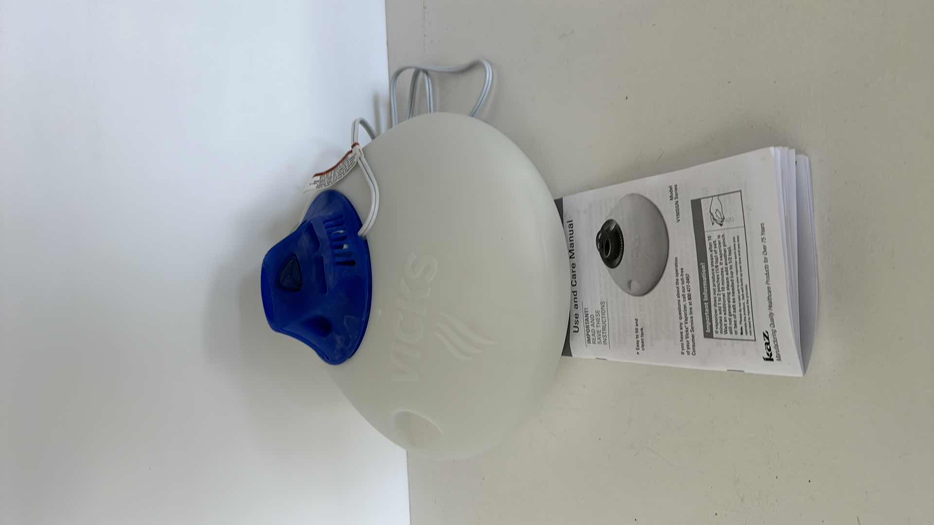 Photo 3 of VICKS WARM STEAM VAPORIZER 