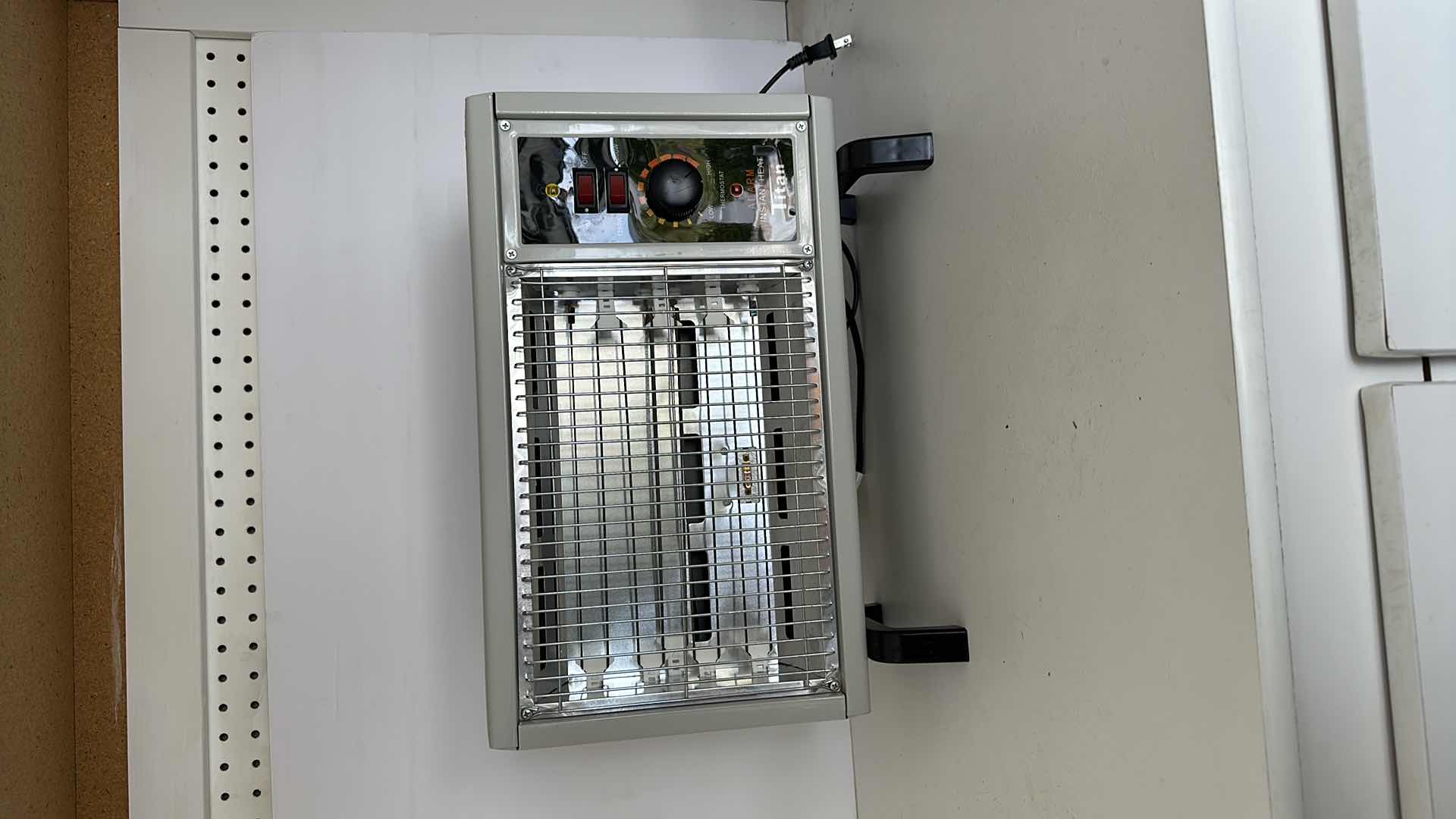 Photo 1 of TITAN ELECTRIC HEATER