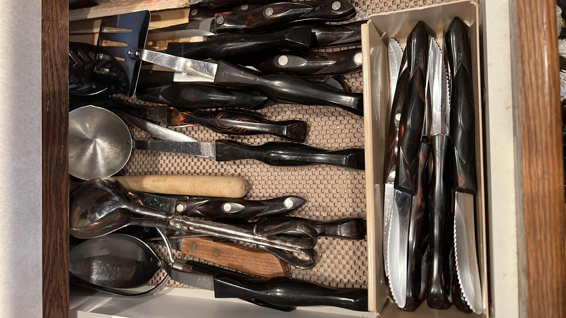 Photo 1 of CONTENTS OF KITCHEN DRAWER -KNIVES & UTENSILS