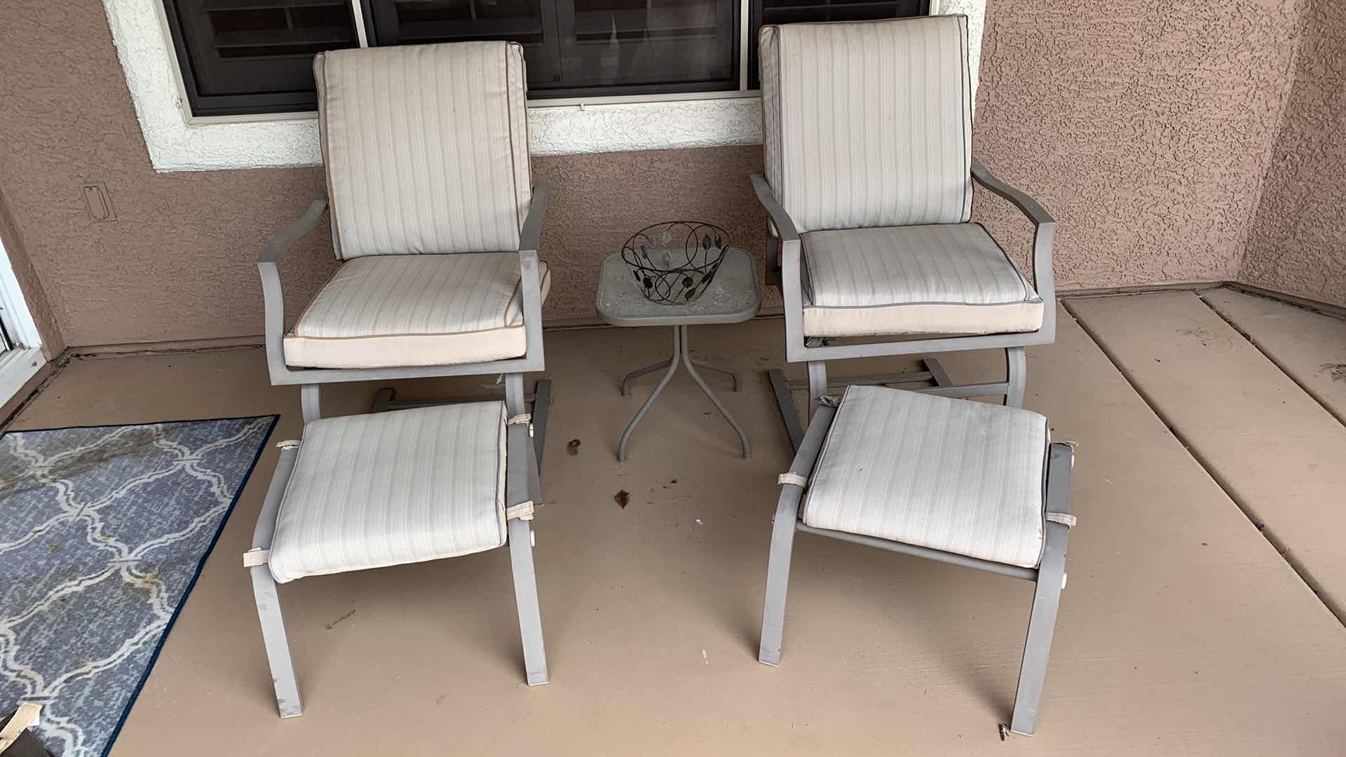 Photo 1 of 5 PC-GREY ALUMINUM PATIO ARM CHAIRS W MATCHING OTTOMANS & SIDE TABLE