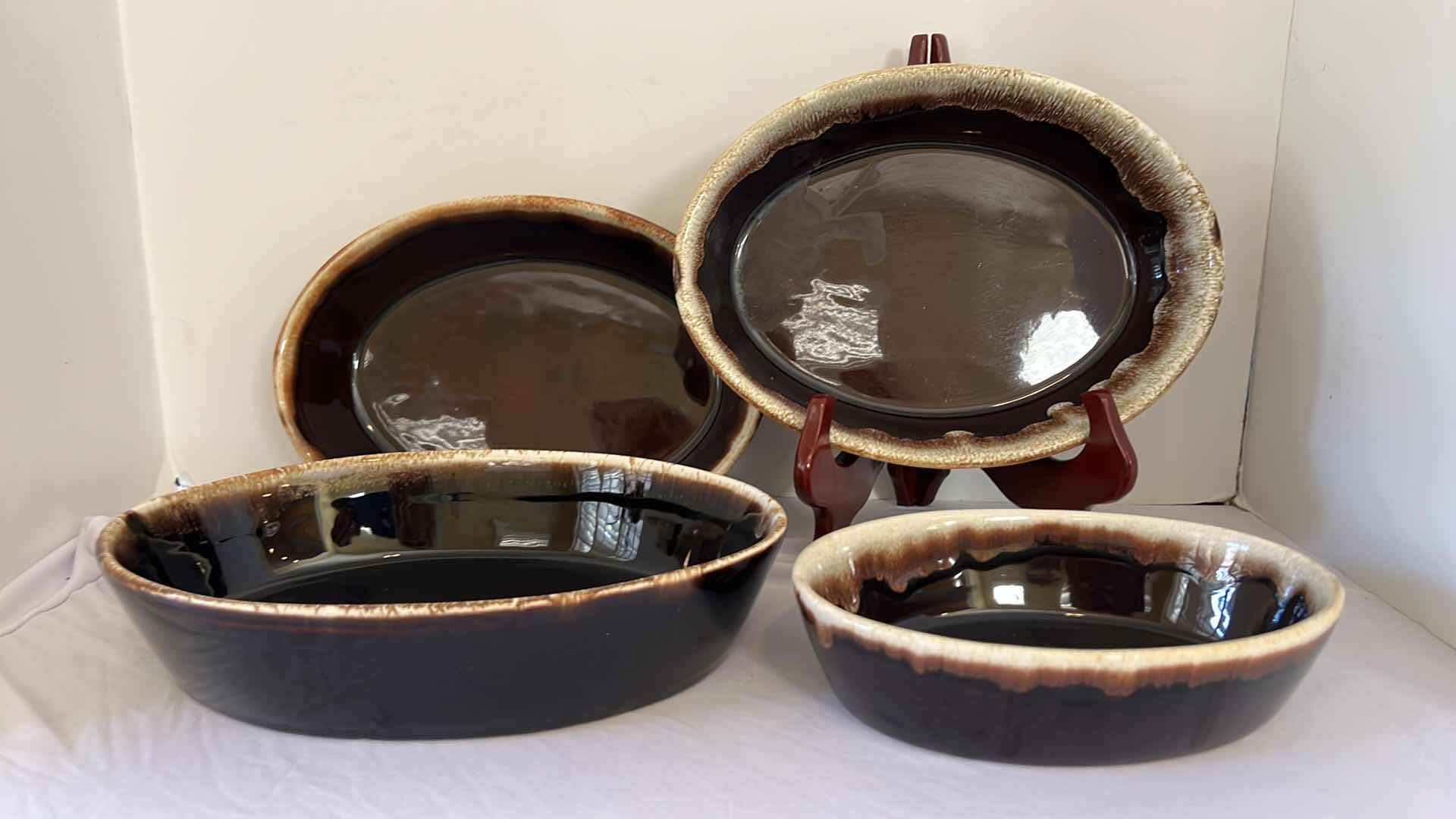 Photo 1 of 4-VINTAGE PFALTZGRAFF GOURMET BROWN DRIP GLAZE OVAL CASSEROLE DISHES (2 SIZES)