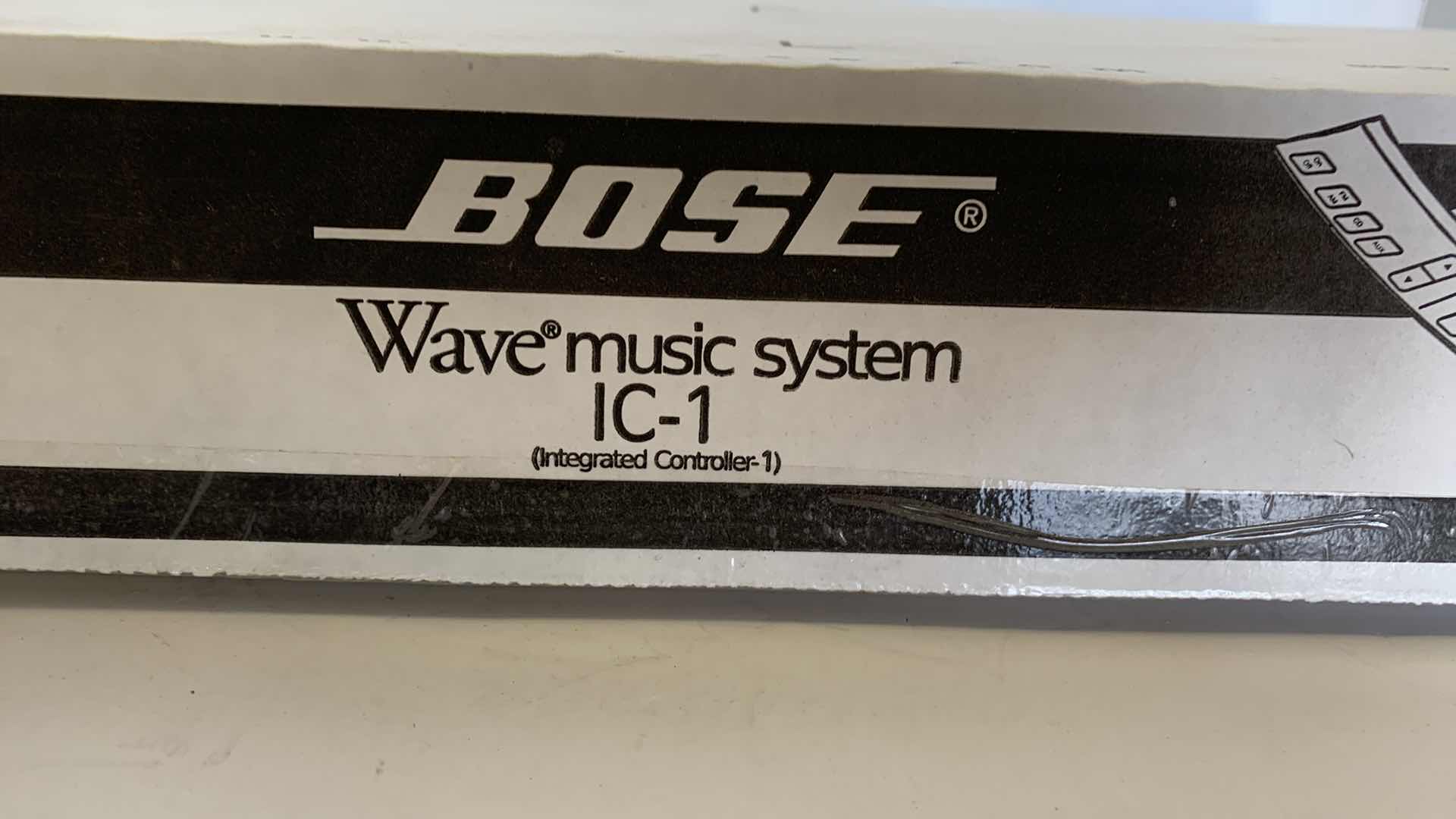 Photo 3 of BOSE WAVE MUSIC SYSTEM IC-1