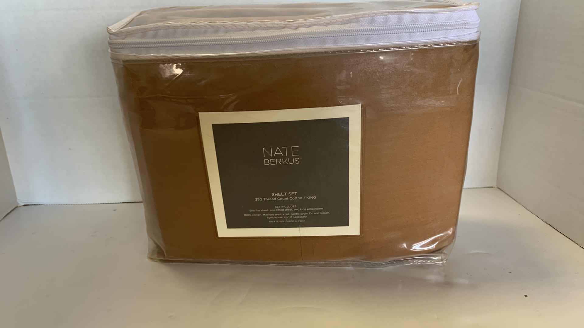 Photo 1 of NEW NATE BERKUS 350 THREAD COUNT KING SIZE SHEET SET