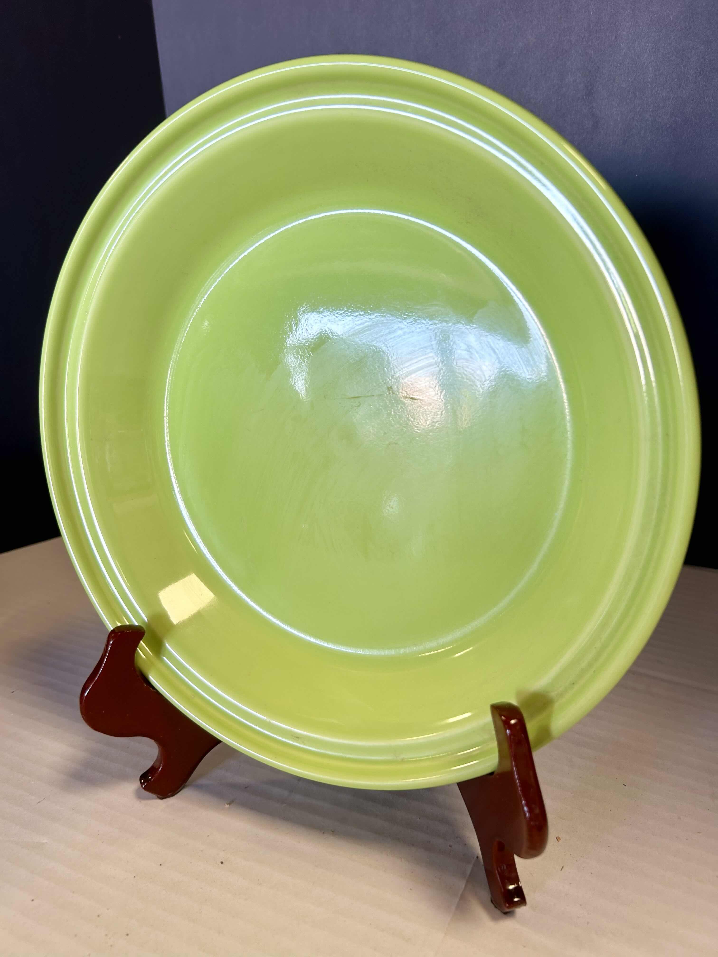 Photo 1 of 10" HLC FIESTAWARE LIME GREEN PIE PLATE BAKING DISH