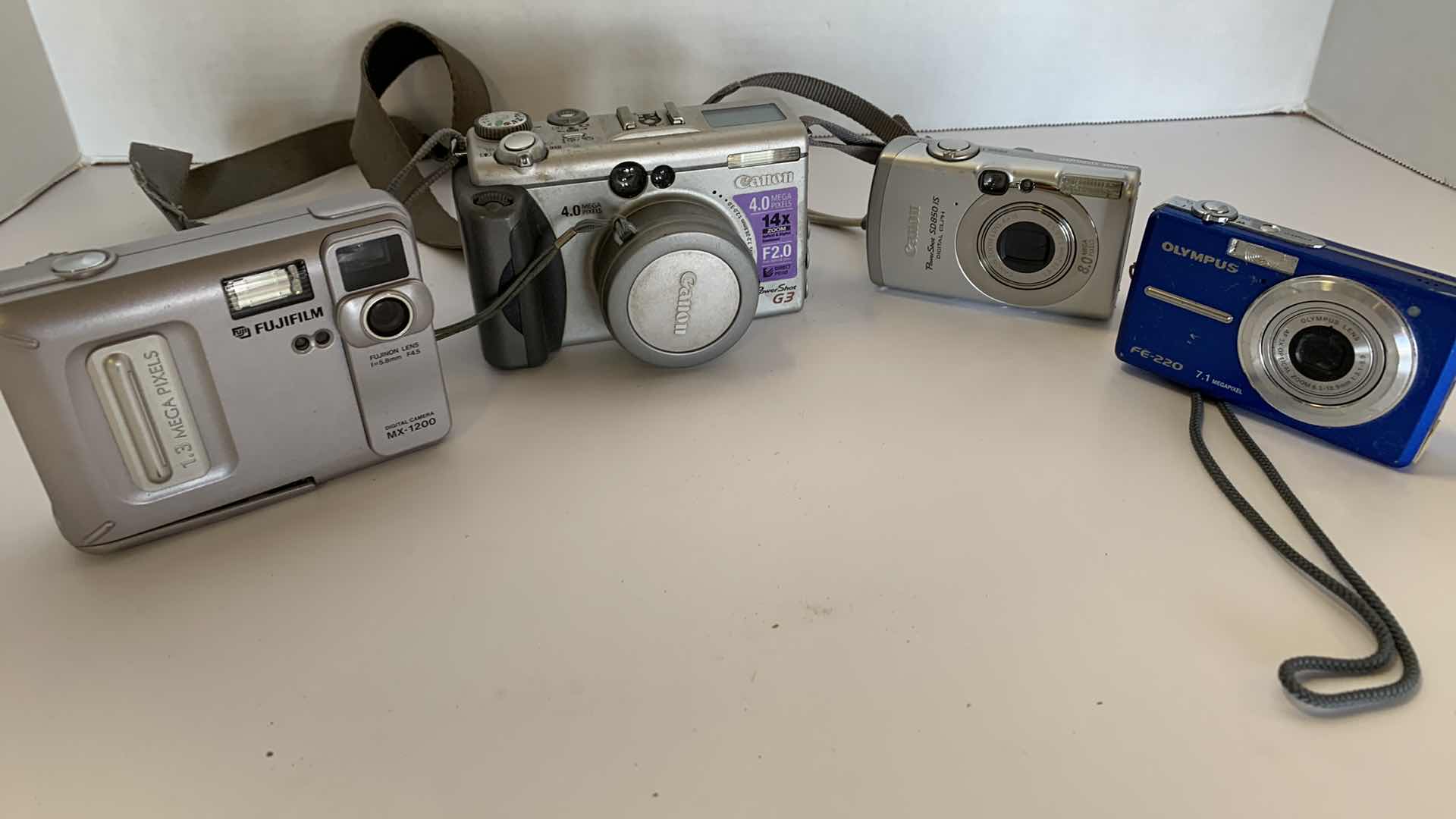 Photo 1 of 4- DIGITAL CAMERAS