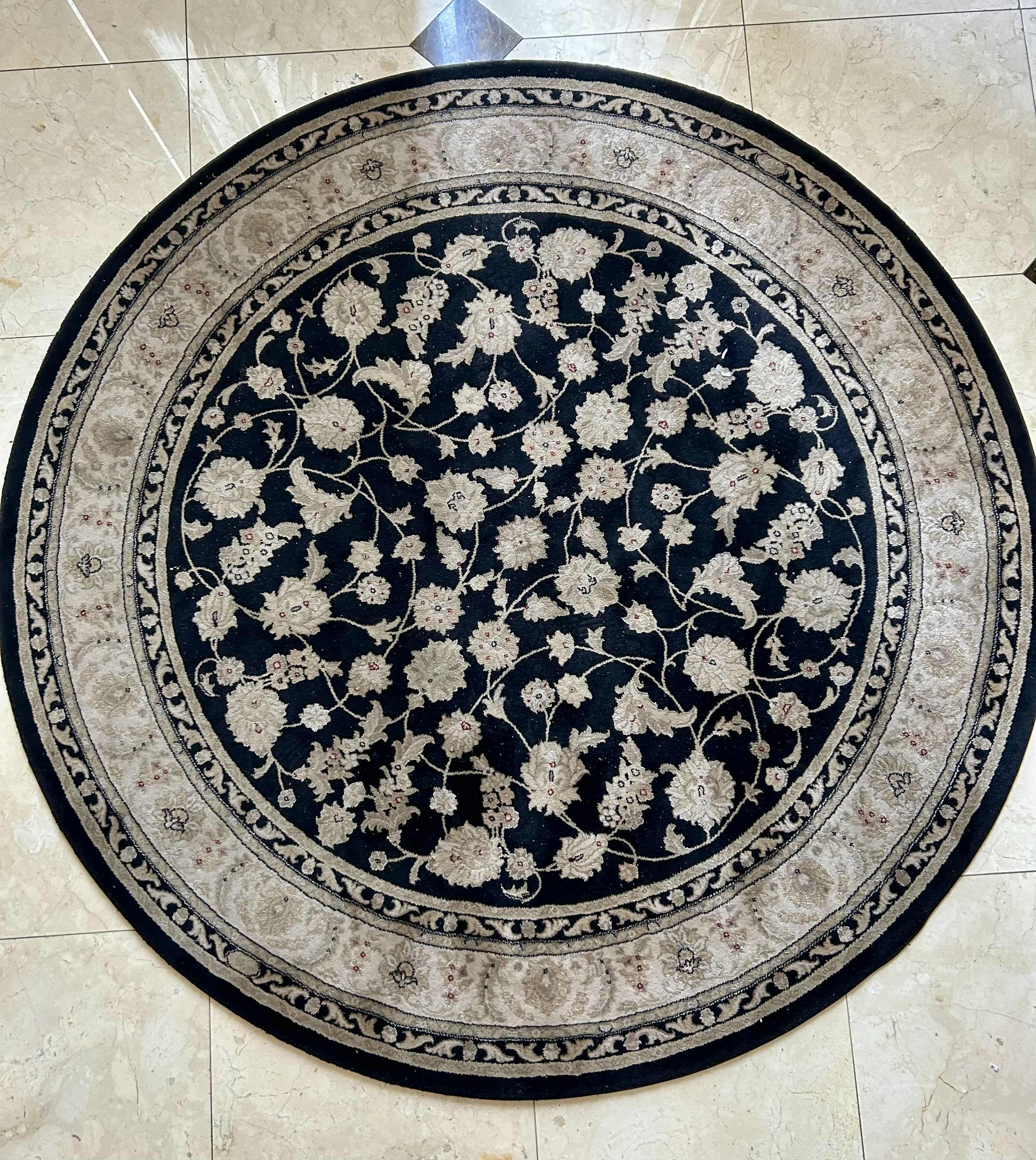 Photo 1 of 62” ROUND RUG IN BLACK AND GRAY