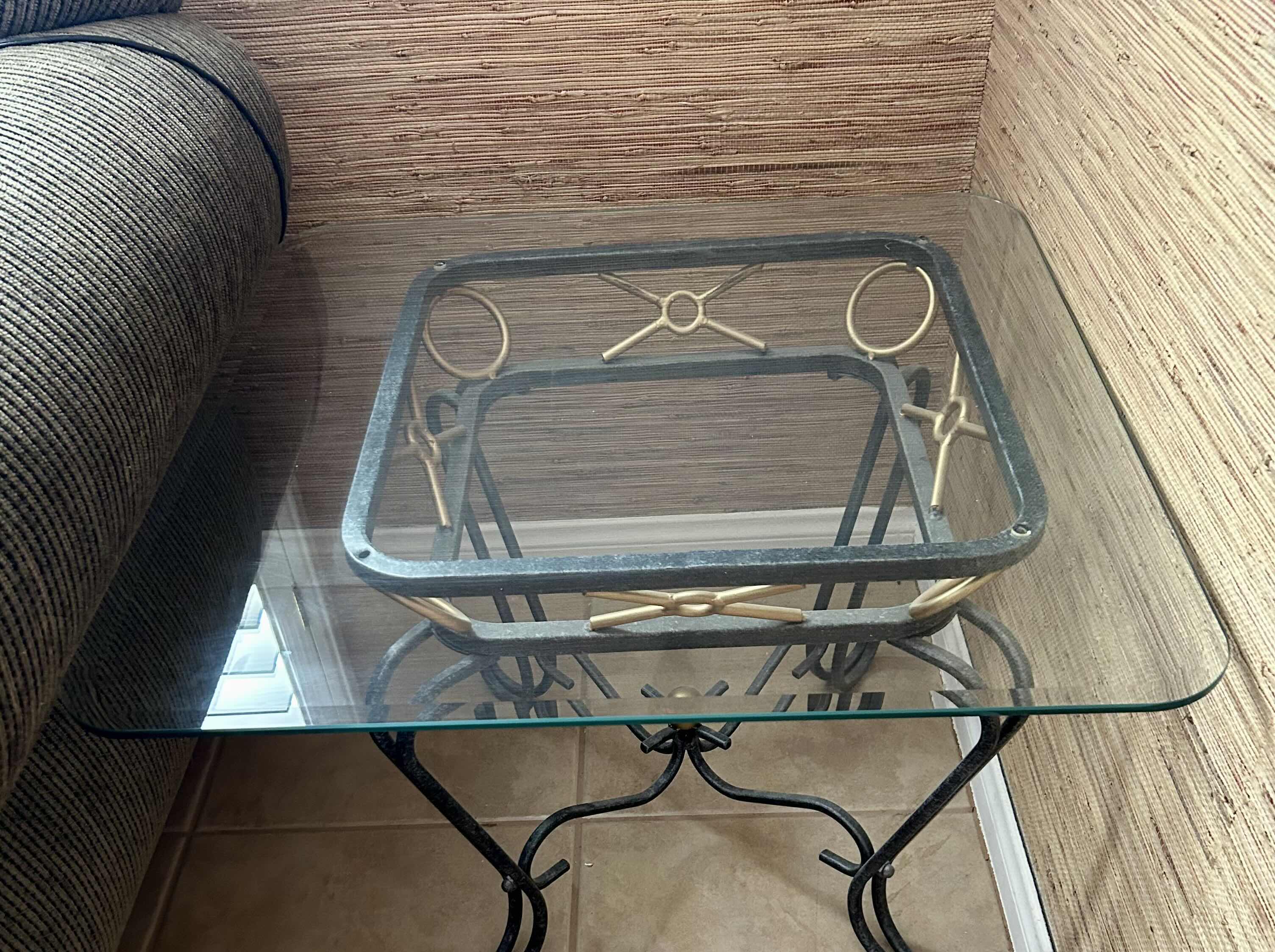 Photo 2 of END TABLE BLACK IRON W GLASS & GOLD ACCENTS 20" X 18" H17"
