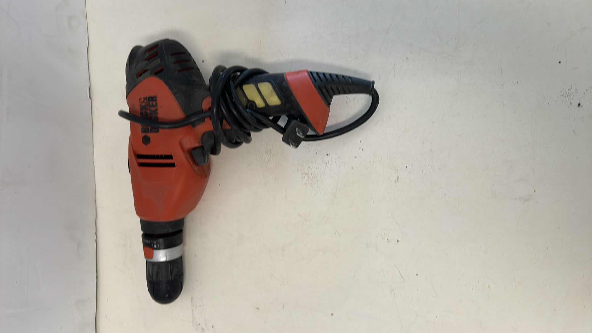 Photo 1 of BLACK & DECKER ELECTRIC POWER DRILL TESTED