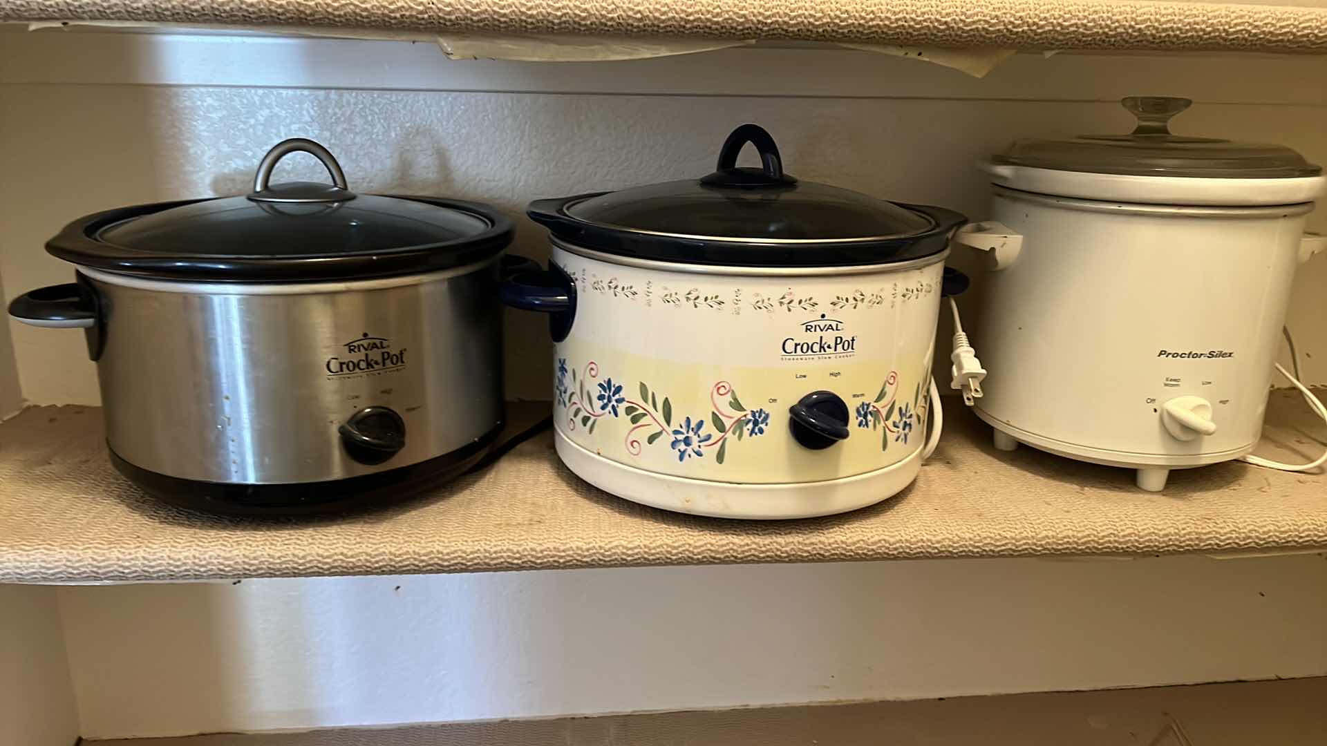 Photo 1 of 3-CROCKPOTS (RIVAL & PROCTOR-SILEX)