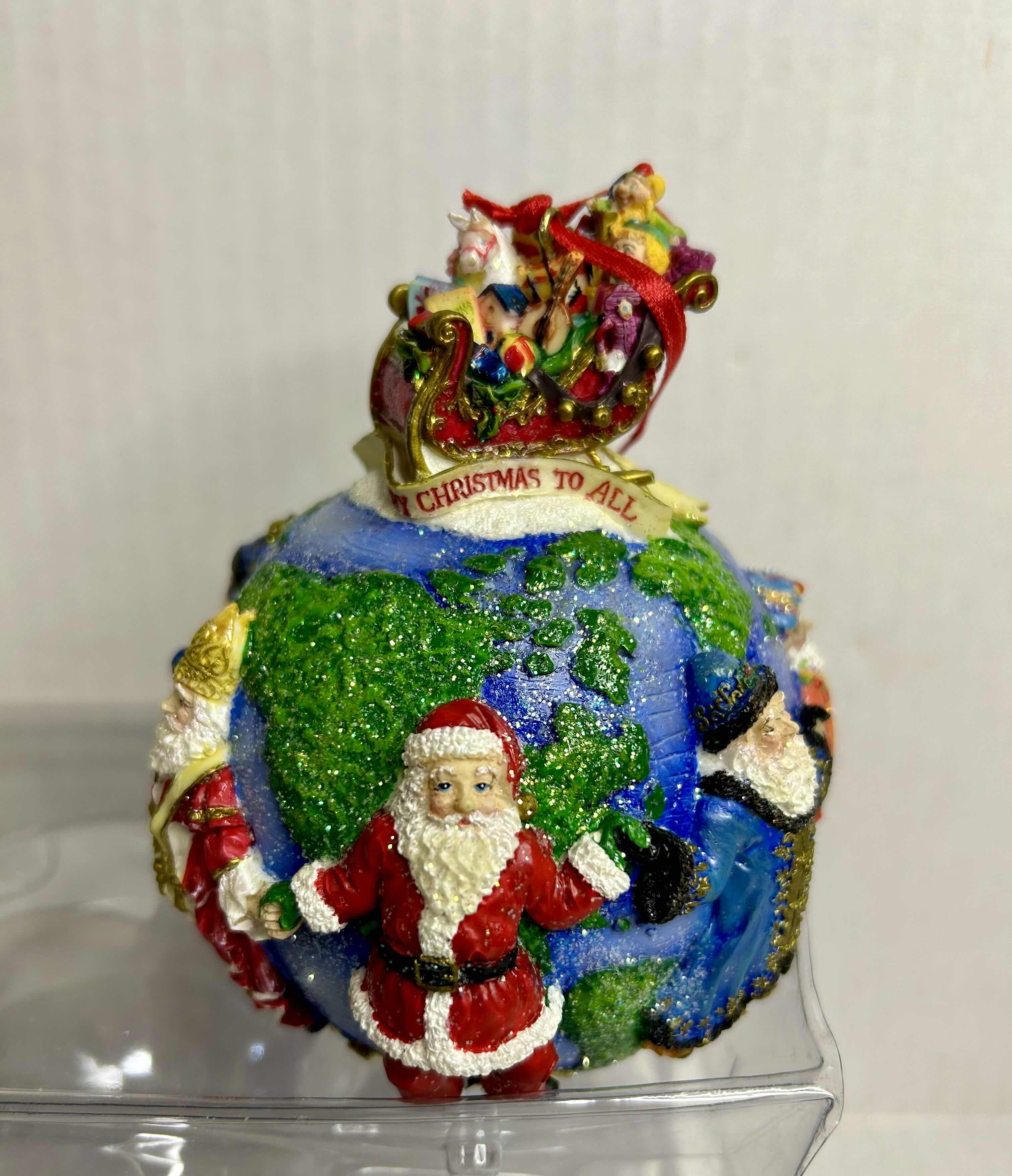 Photo 1 of NIB CHRISTOPHER RADKO "SANTAS AROUND THE WORLD" GLASS CHRISTMAS ORNAMENT 

