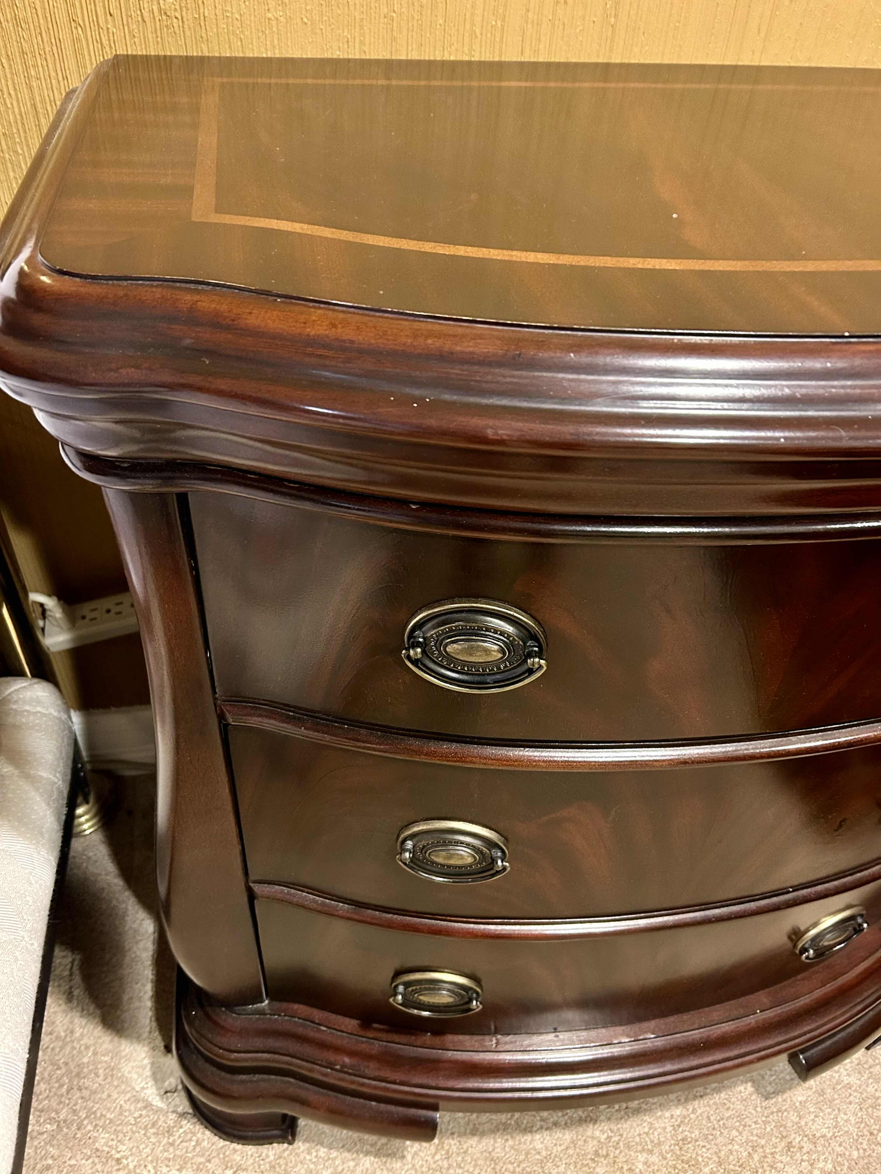 Photo 2 of DARK WOOD WITH MAHOGANY INLAY, QUEEN STYLE NIGHT STAND