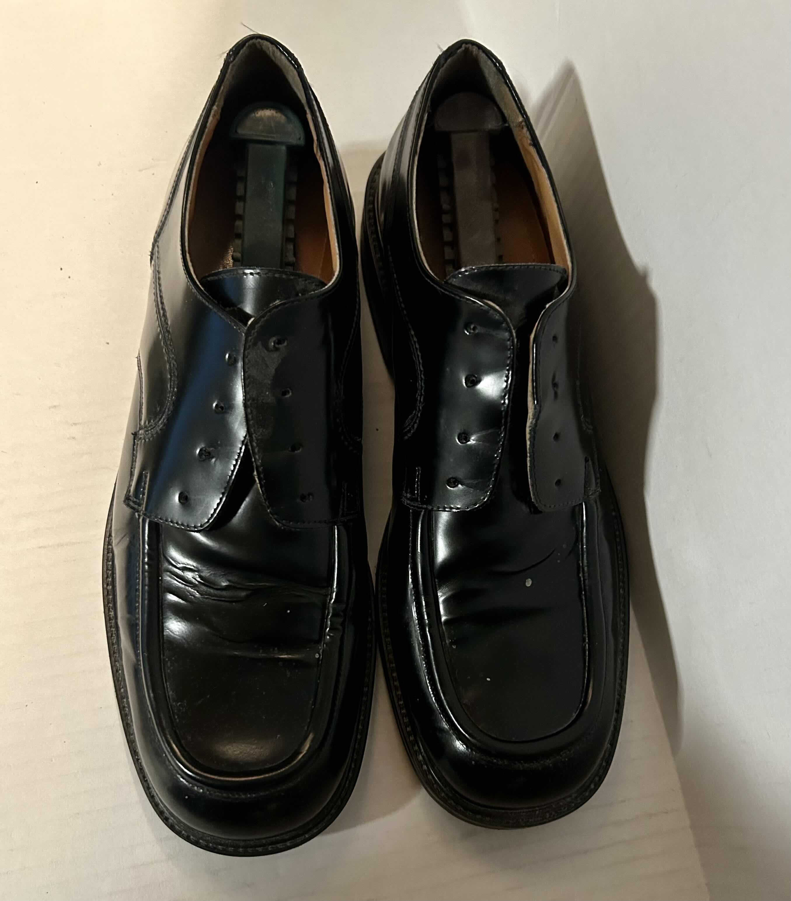 Photo 1 of MENS ITALIAN LEATHER DRESS SHOES SIZE 12M