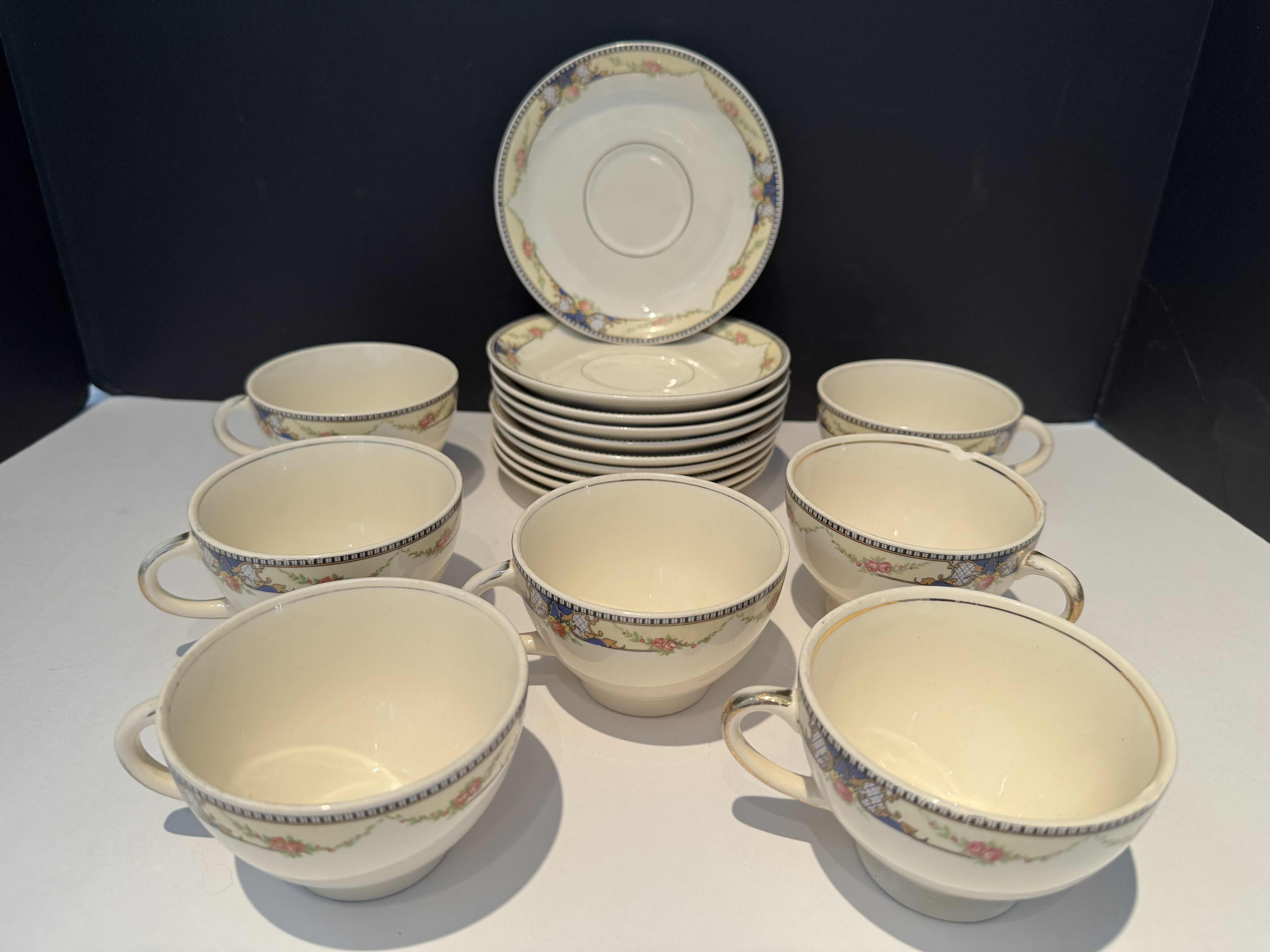 Photo 1 of 7- UNIVERSAL CAMBRIDGE TEA CUP AND SAUCER SETS WITH 3 ADDITIONAL SAUCERS