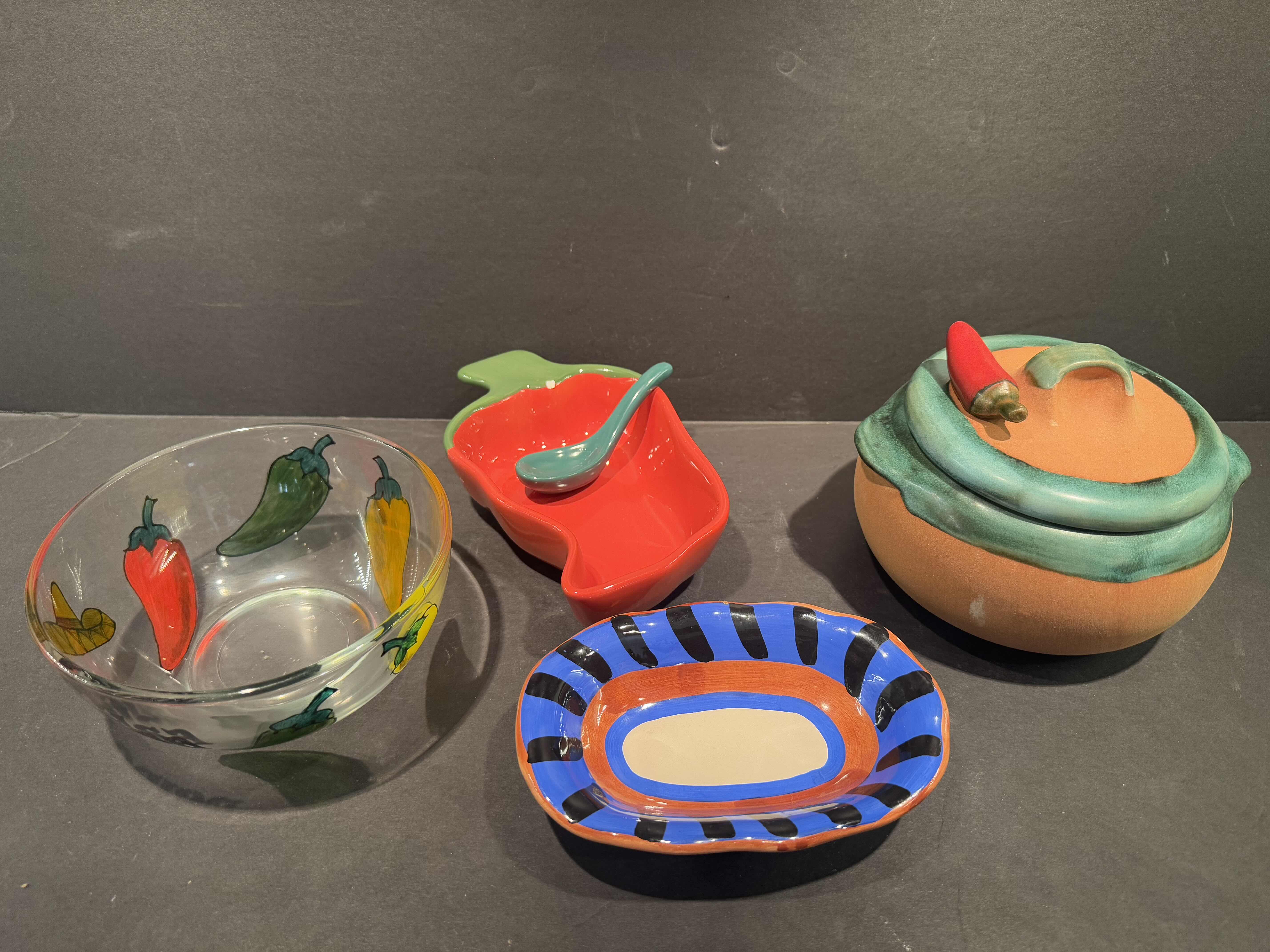 Photo 1 of 4 PIECES OF SOUTHWESTERN/CHILI THEMED SERVIBG DISHES AND ONE CHILI LIDDED CERAMIC POT,