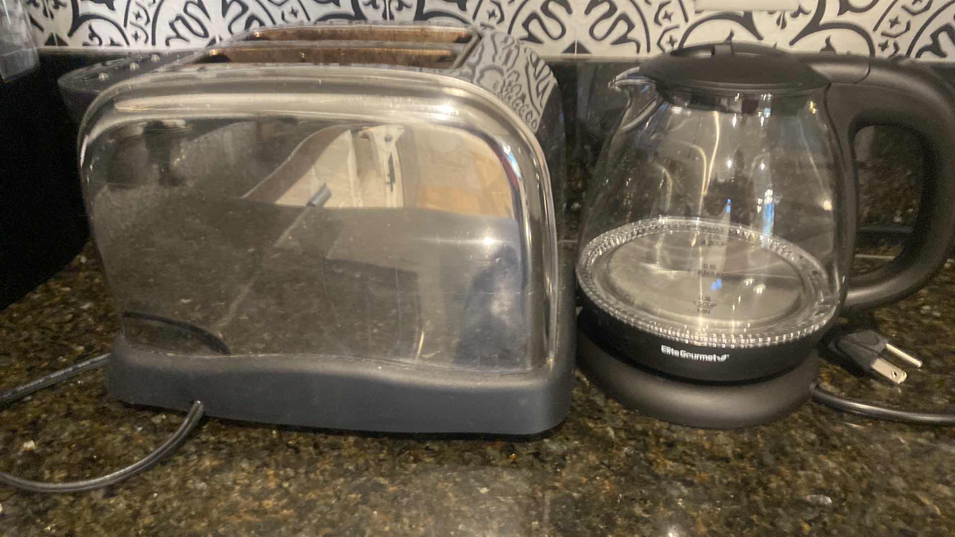Photo 1 of TOASTER & ELECTRIC KETTLE