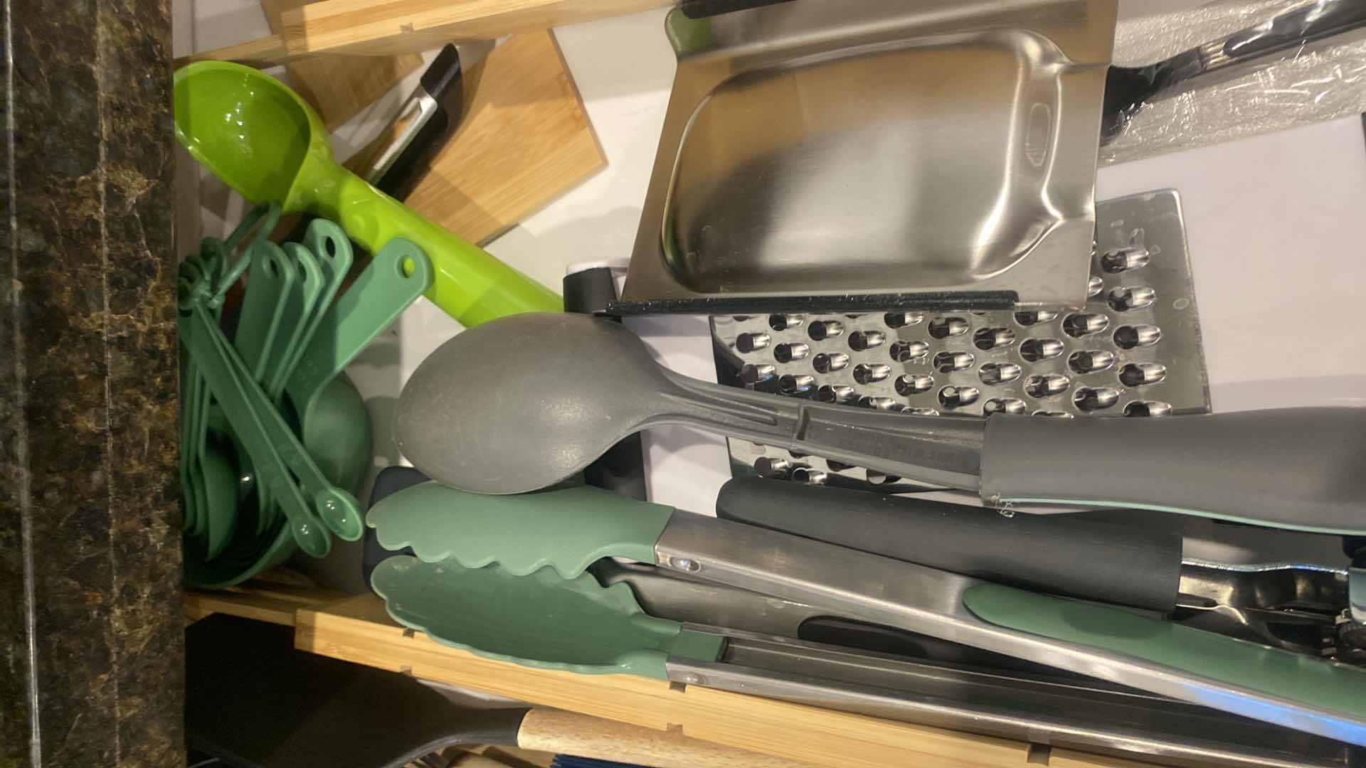 Photo 4 of CONTENTS OF KITCHEN CABINET COOKING TOOLS & LINENS