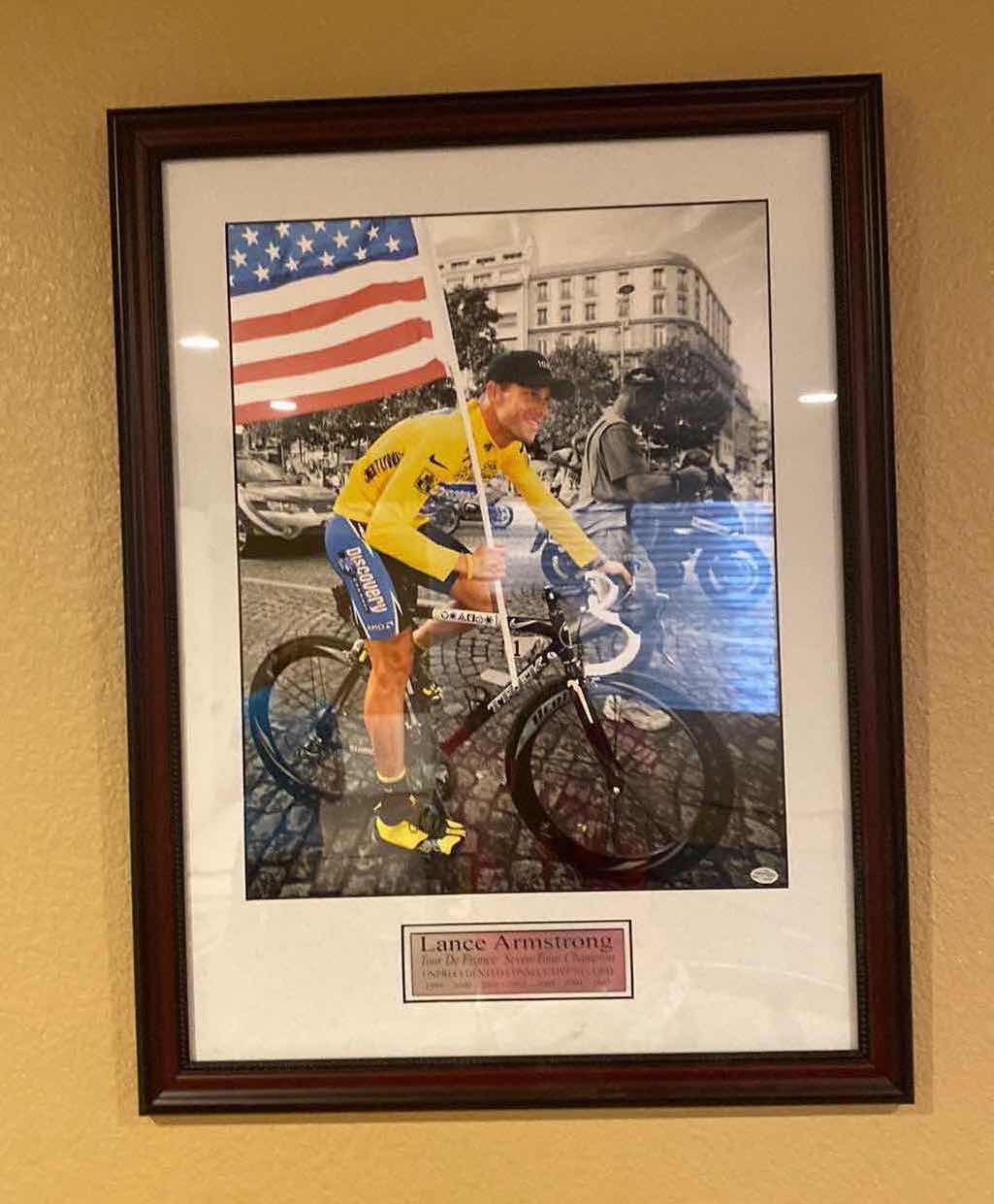 Photo 1 of FRAMED LANCE ARMSTRONG TOUR DE FRANCE PHOTOGRAPH ARTWORK 21” x 28”