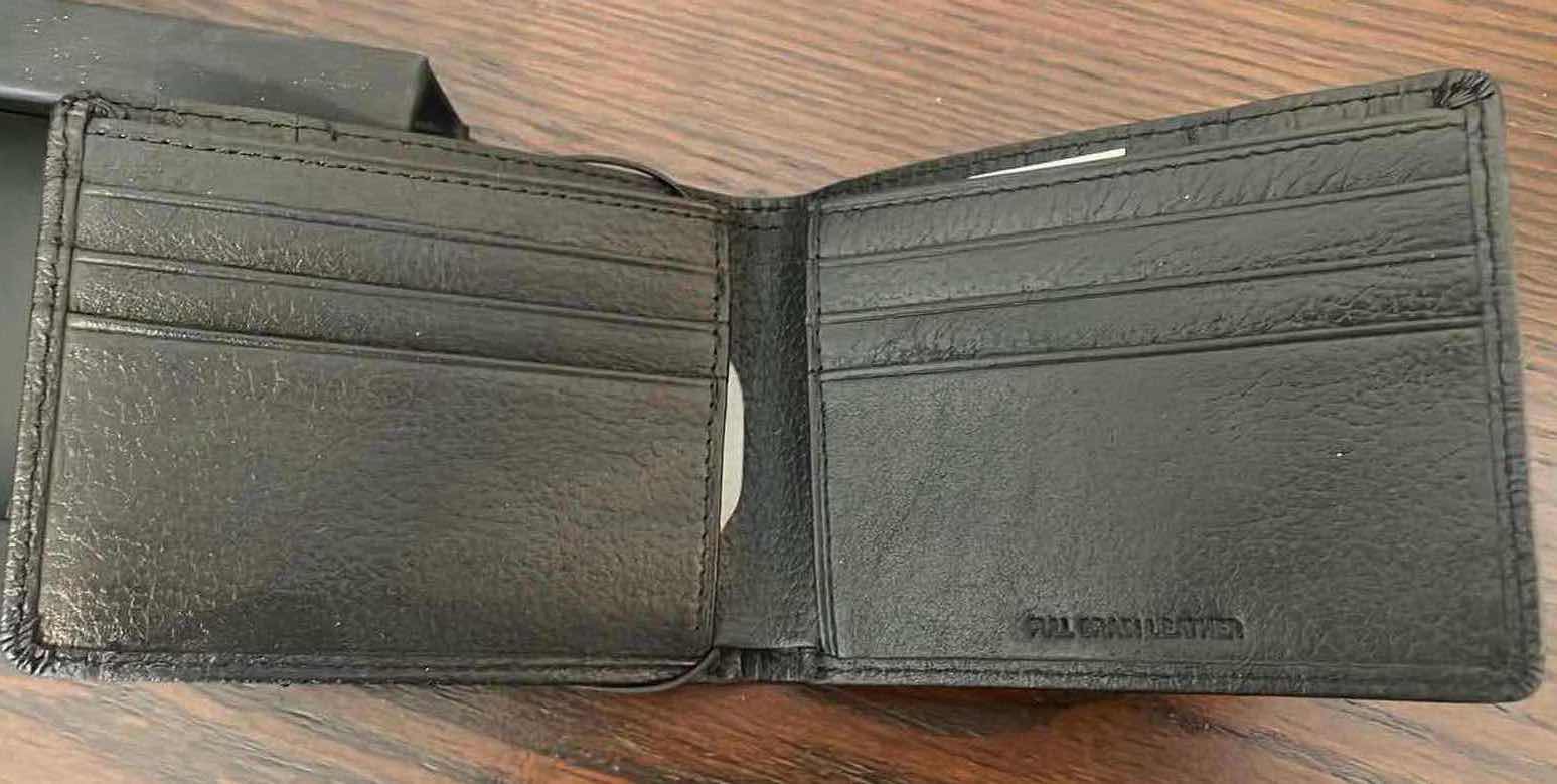 Photo 2 of STAFFORD MENS WALLET