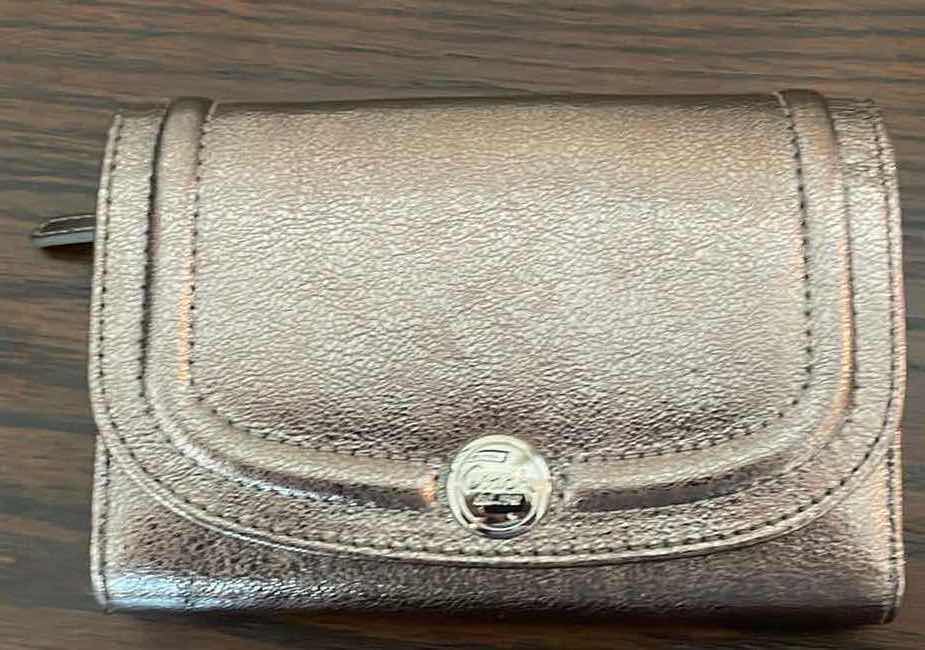 Photo 1 of COACH WOMENS WALLET 6”