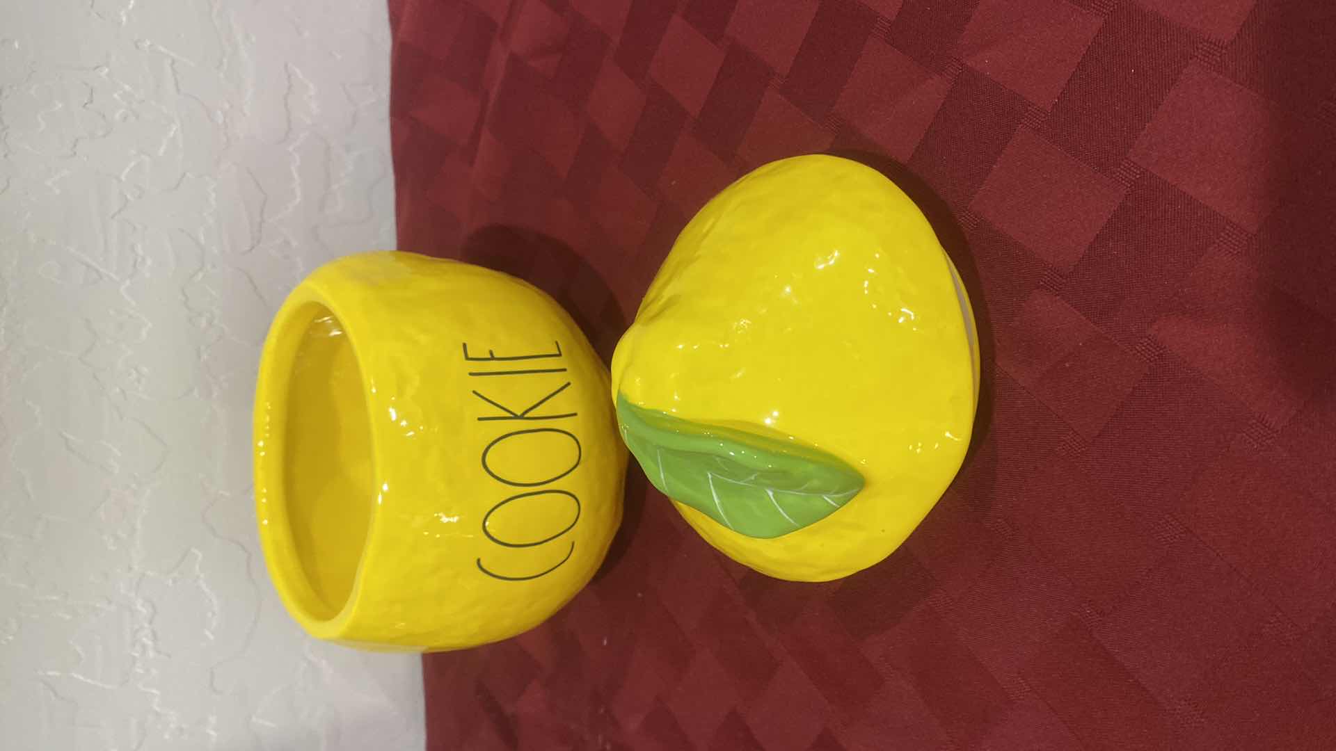 Photo 4 of RAE DUNN CERAMIC LEMON COOKIE JAR H7”