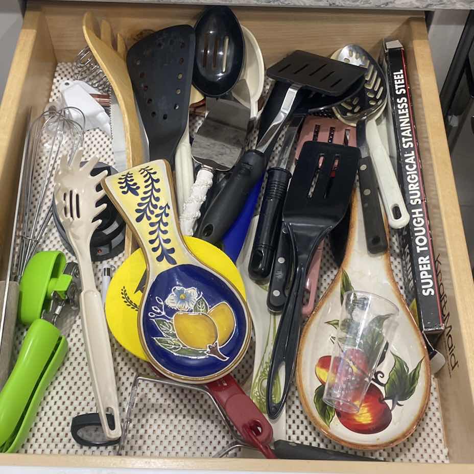 Photo 1 of CONTENTS KITCHEN DRAWER -  SPOON RESTS & TOOLS