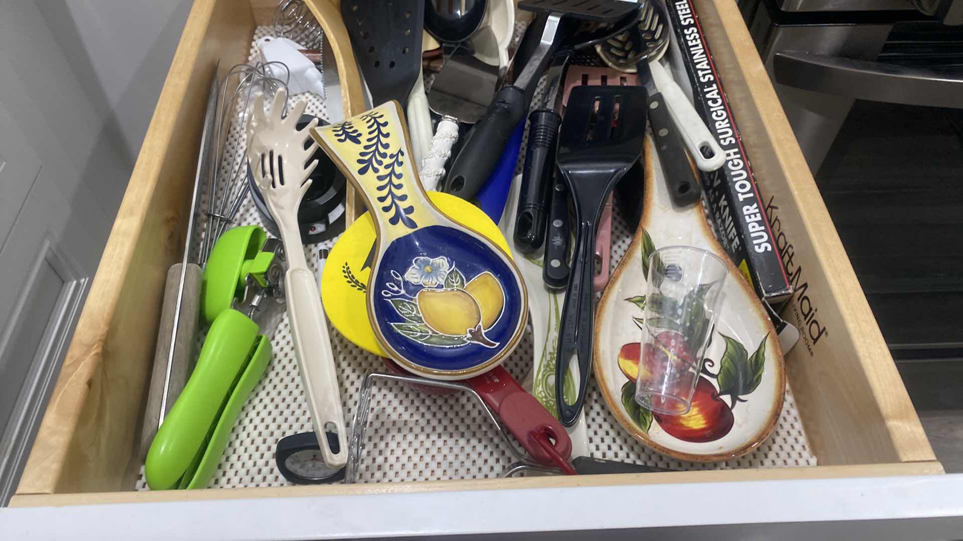 Photo 2 of CONTENTS KITCHEN DRAWER -  SPOON RESTS & TOOLS