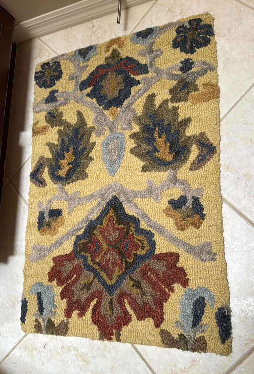 Photo 1 of SAFAVIEH HERITAGE BLOSSOM FLOOR RUG 2’ x 3’