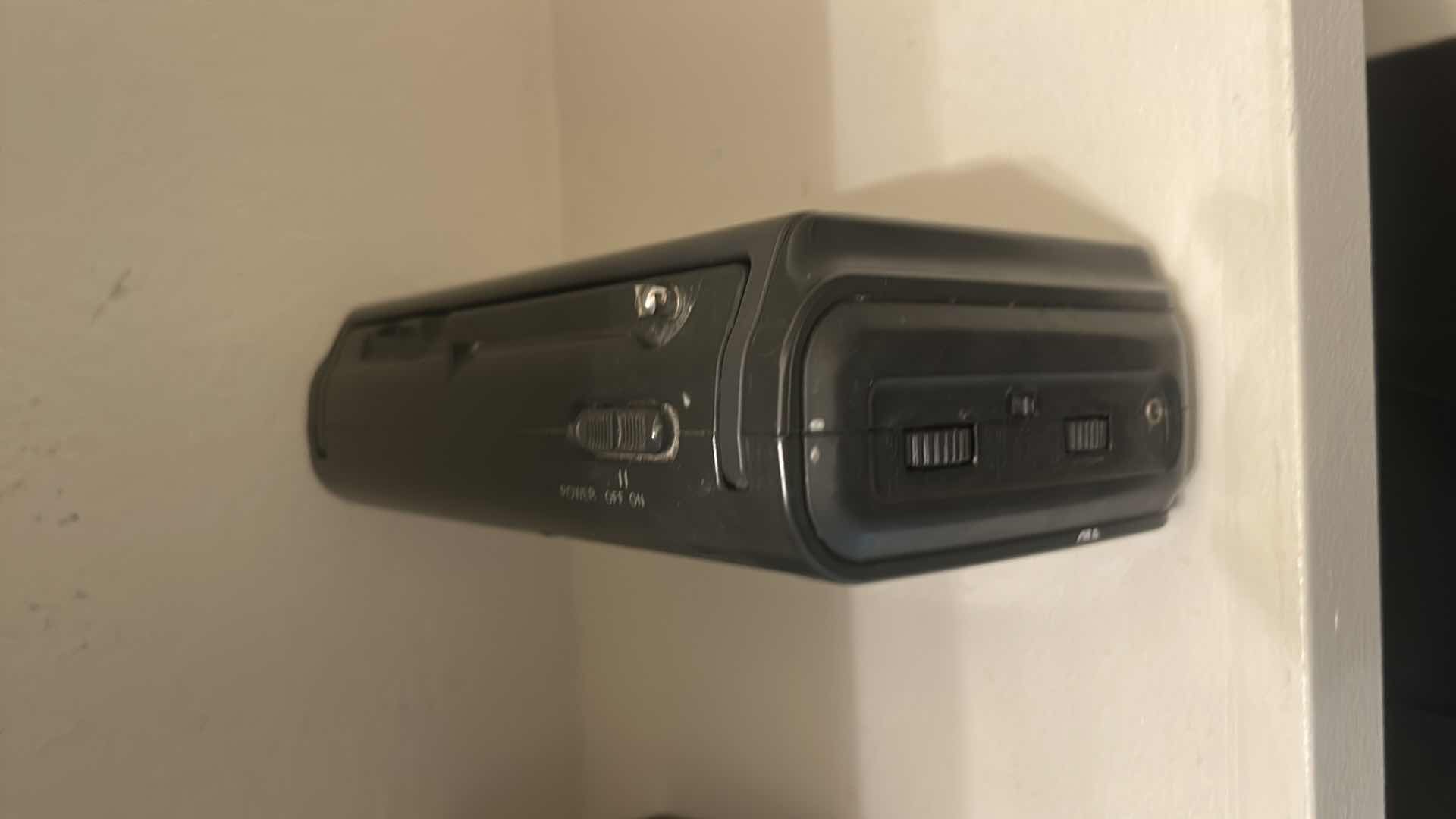 Photo 1 of VINTAGE KODAK 6 20 BROWNIE JR & VINTAGE SONY WEATHER, TV, FM, AM ,