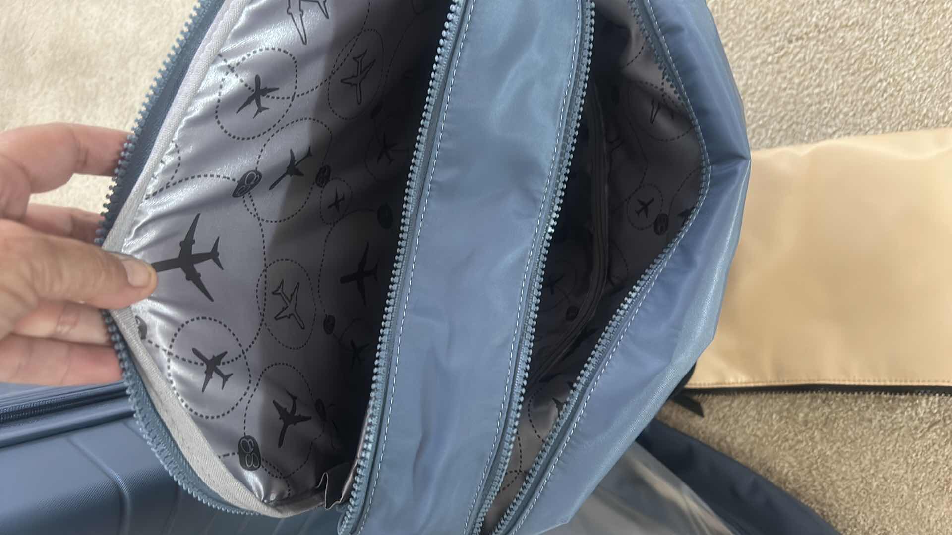 Photo 1 of NEW SAMANTHA BROWN LUGGAGE SET