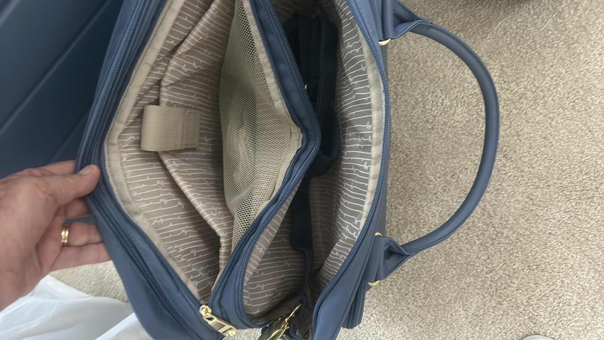 Photo 1 of NEW SAMANTHA BROWN LUGGAGE SET