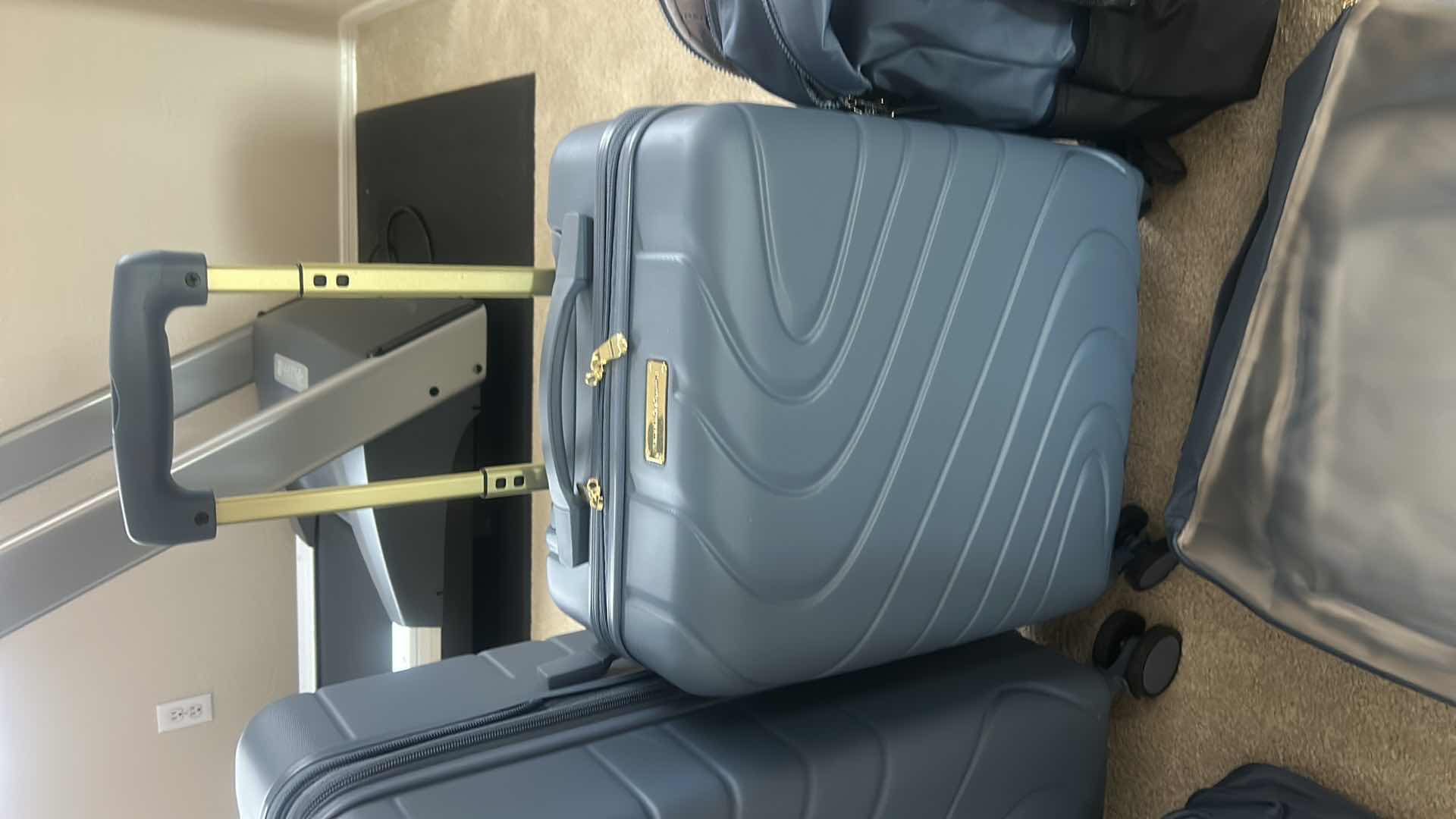 Photo 1 of NEW SAMANTHA BROWN LUGGAGE SET
