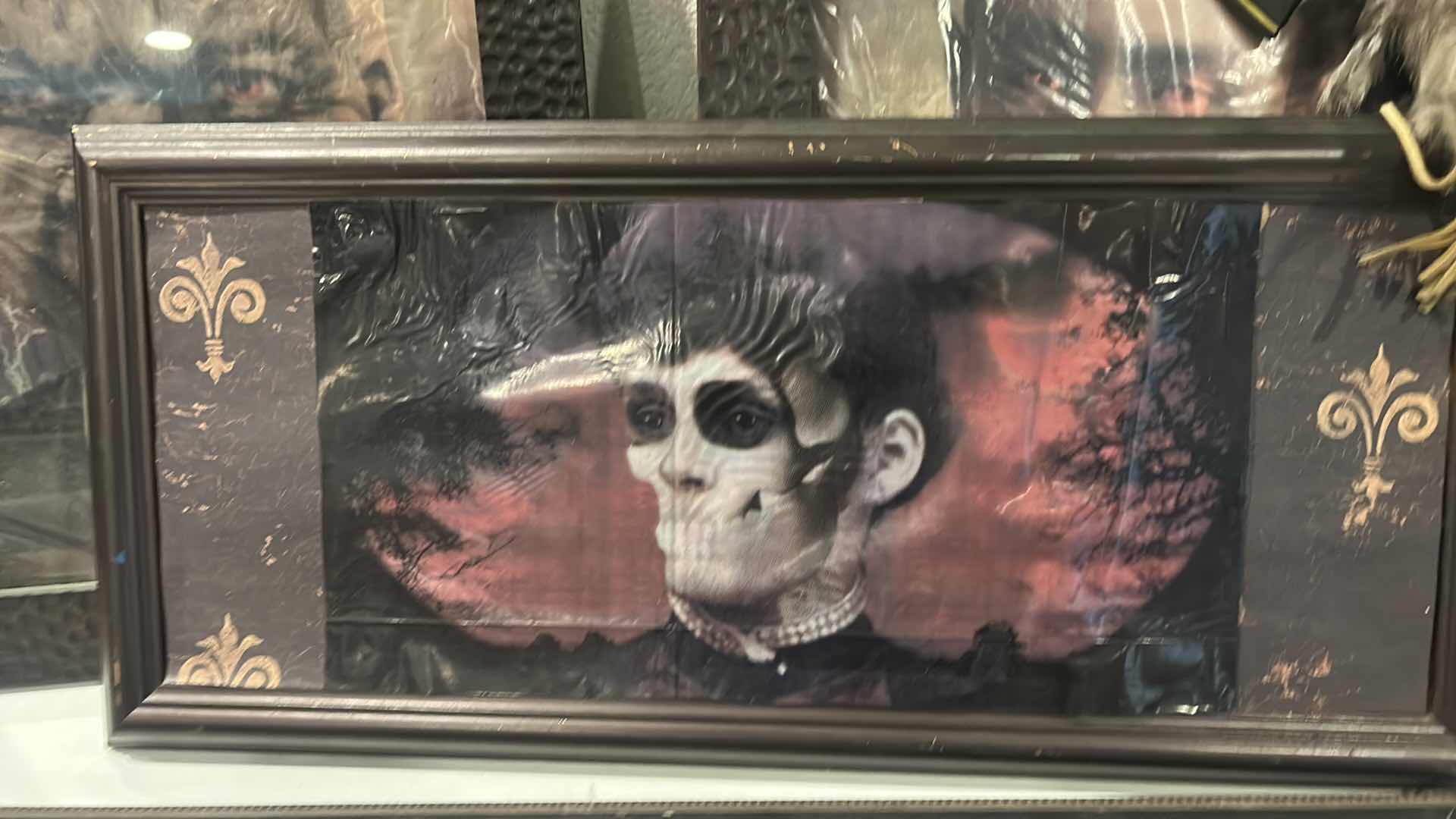 Photo 1 of HALLOWEEN DECOR