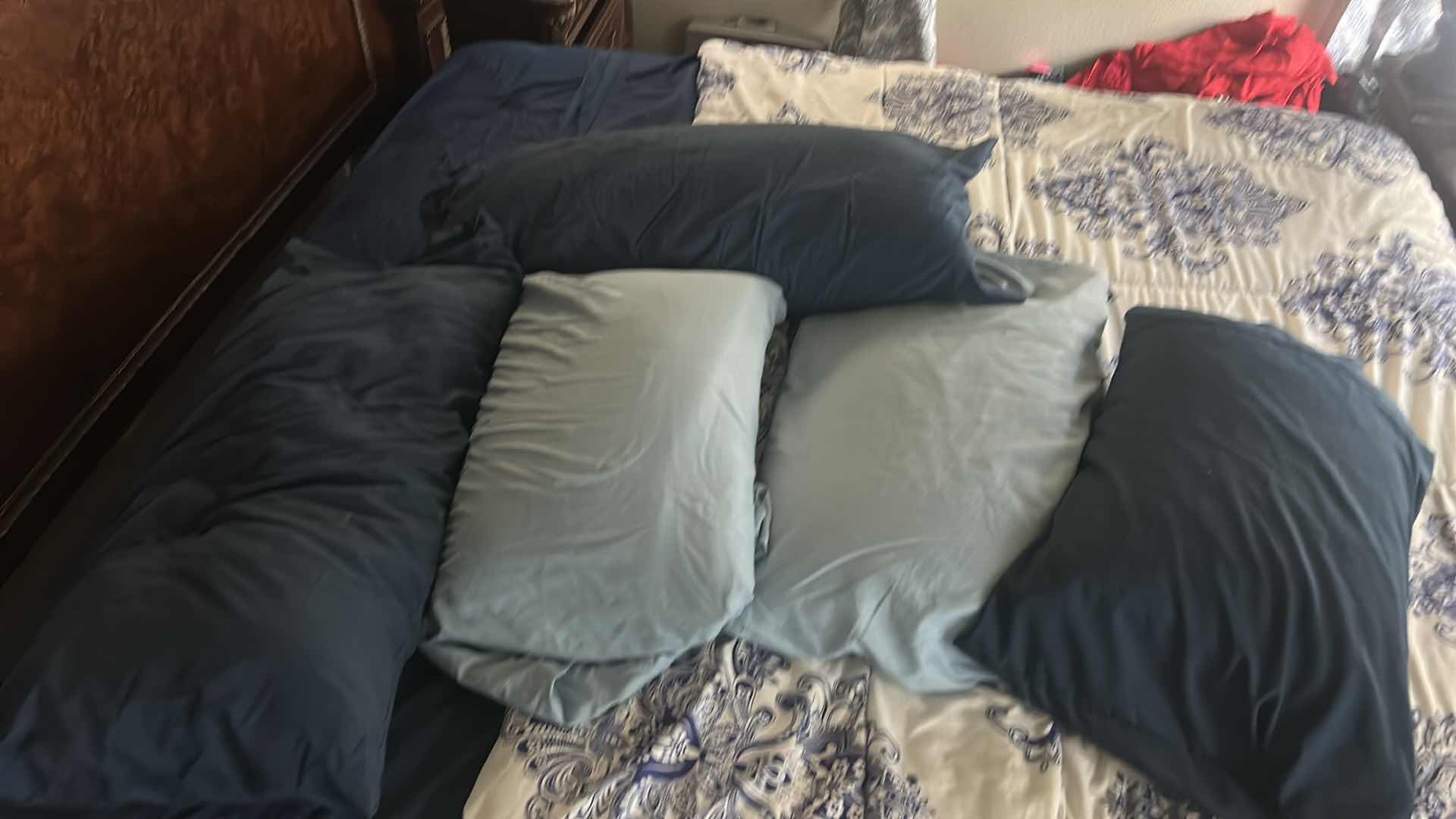 Photo 1 of KING BEDDING SHEETS AND PILLOWS