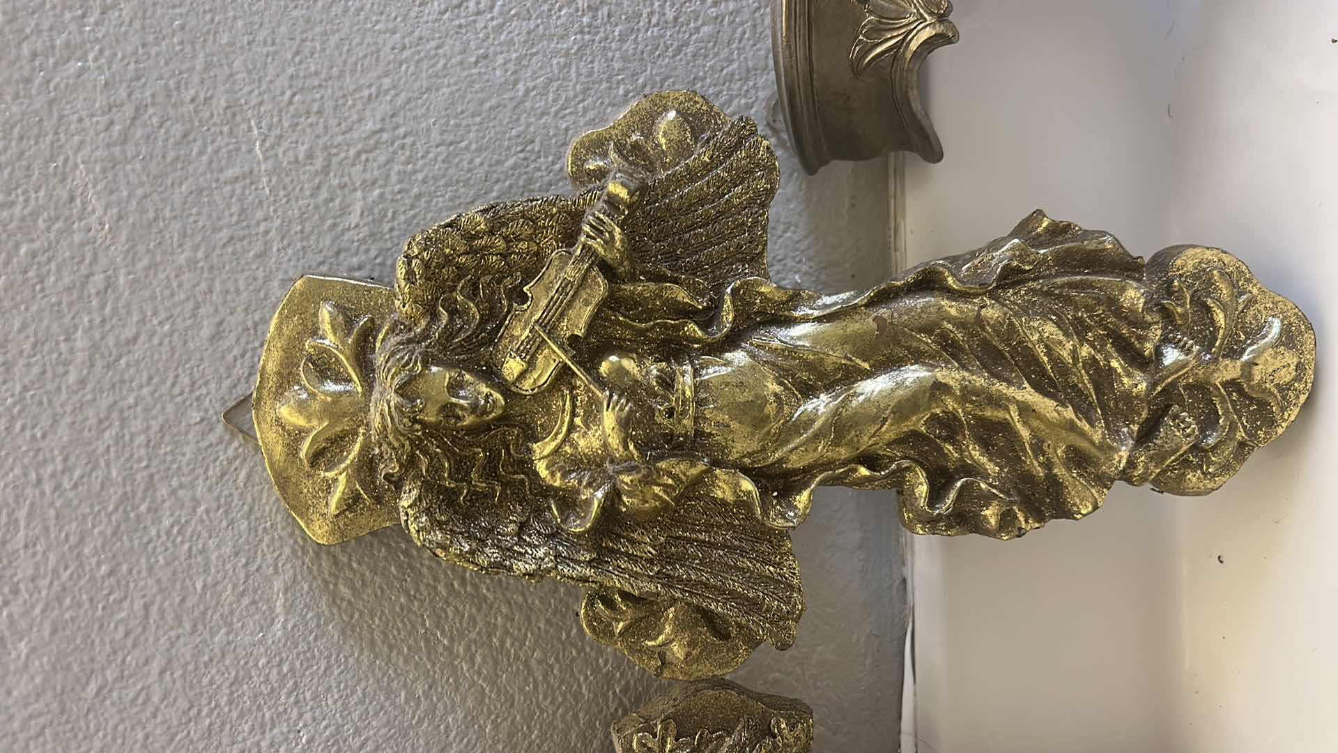 Photo 1 of 6 PC - ORNATE GOLD RESIN HOME DECOR WALL SCONCE SHELVES AND ANGELS ( LARGEST 14.5” X 6.5” X H8”)